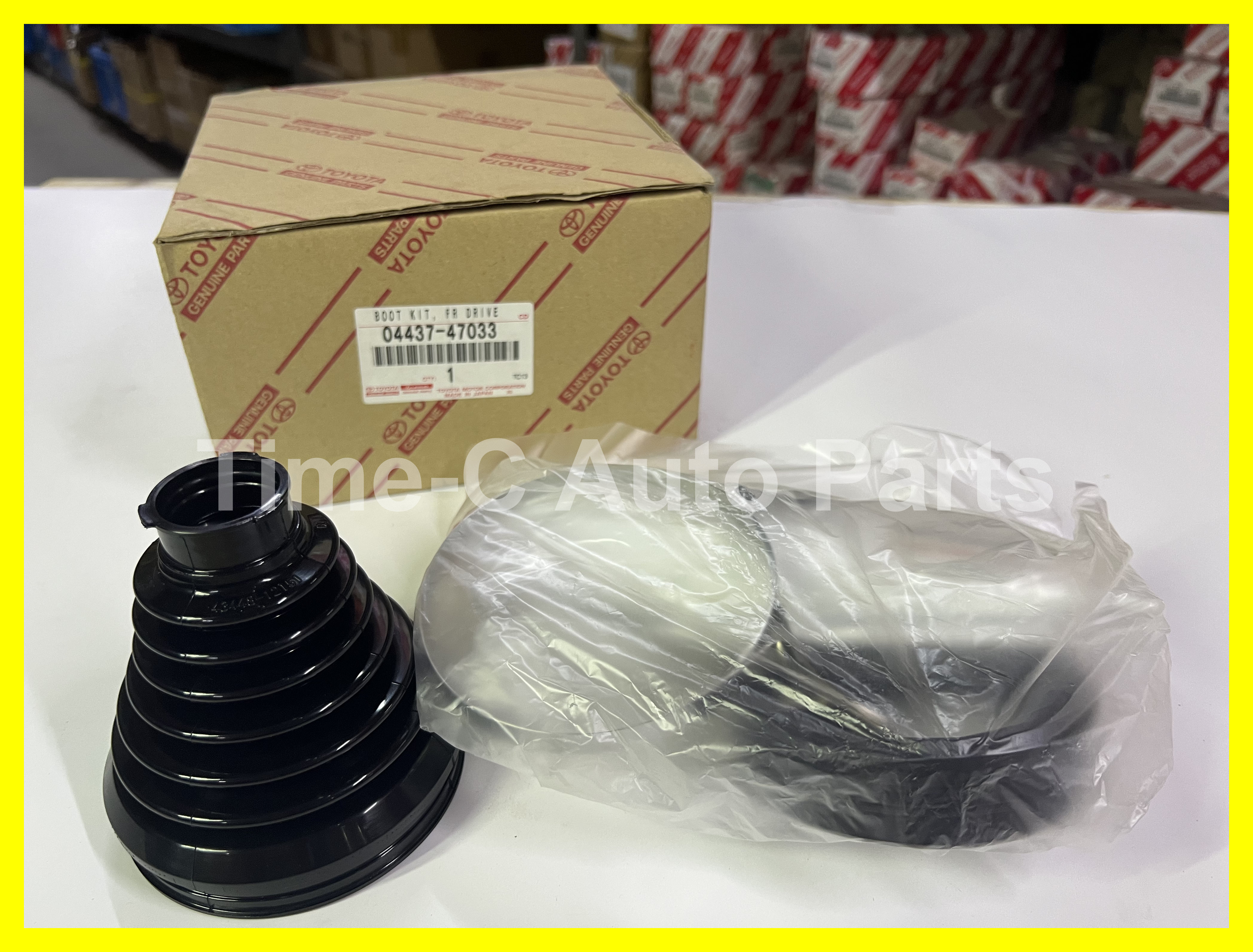 頭橫什內塵蓋(右) 04437-47033 - Toyota Noah Voxy 80系