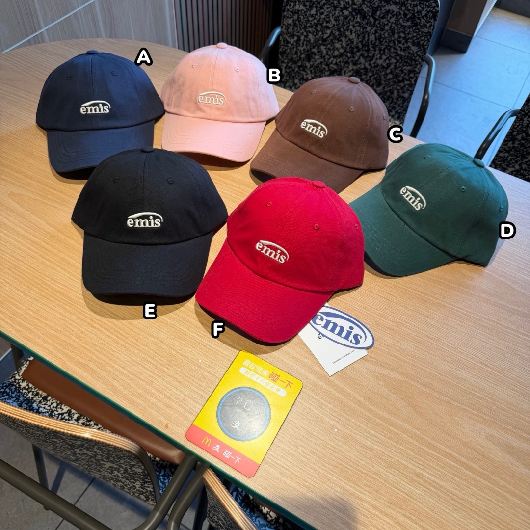 韓國🇰🇷 EMIS 小LOGO刺繡棒球帽