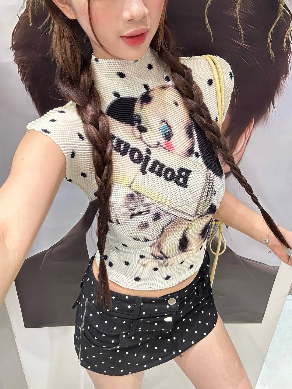 甜辣波点狗褶皱衫上衣 Spotted Dog Print Ruched Top
