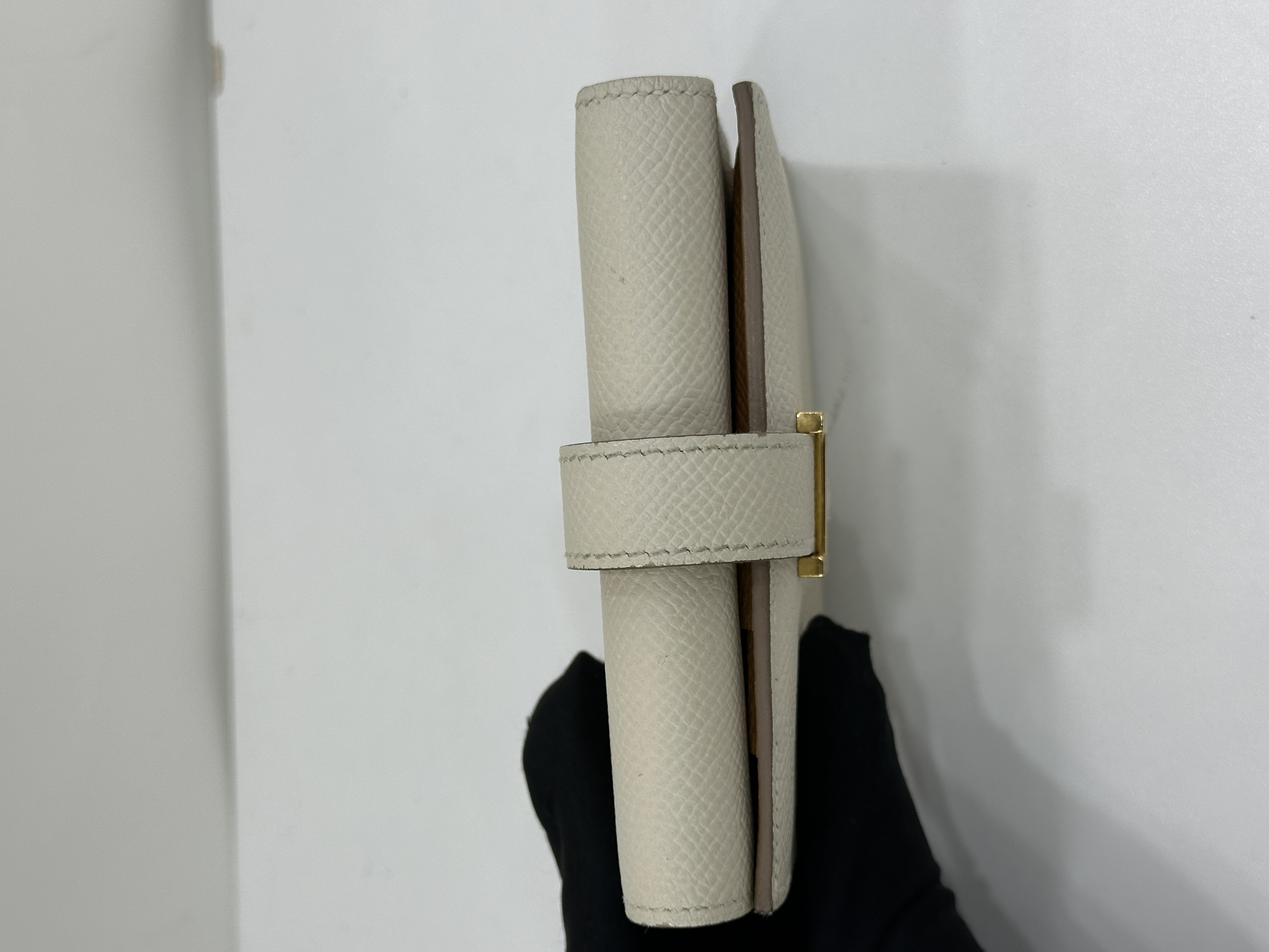 直播貨品 |  [1個-$100 2個-$300]stamp b / GG03