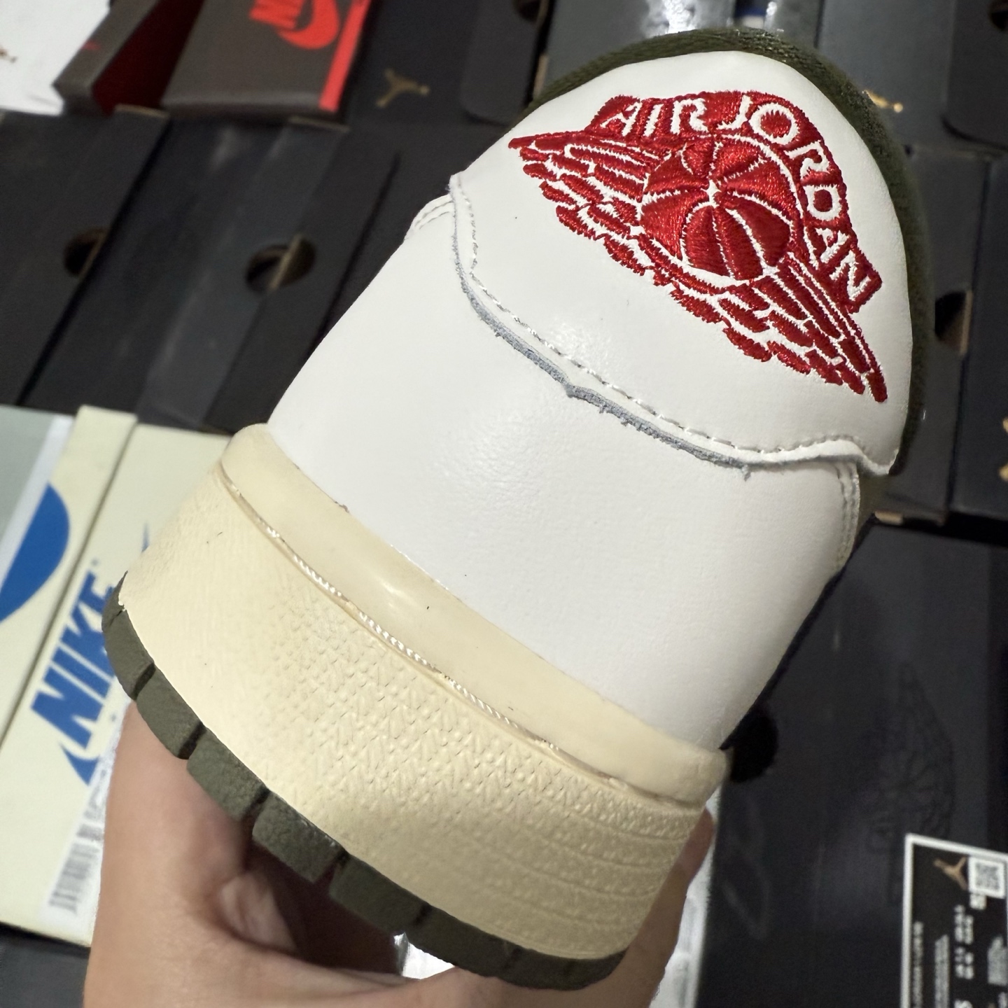 Travis Scott x Air Jordan 1 Low OG "Medium Olive" DM7866-200