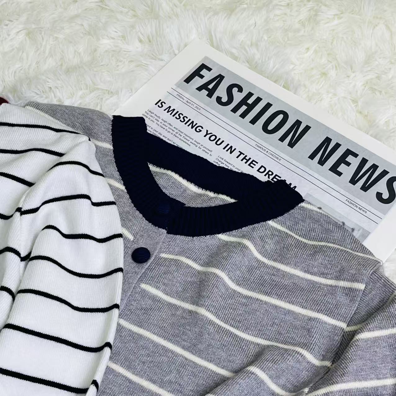 C2004#M2952 Minimal Stripe Knit Outer | Clean Look Casual Jacket