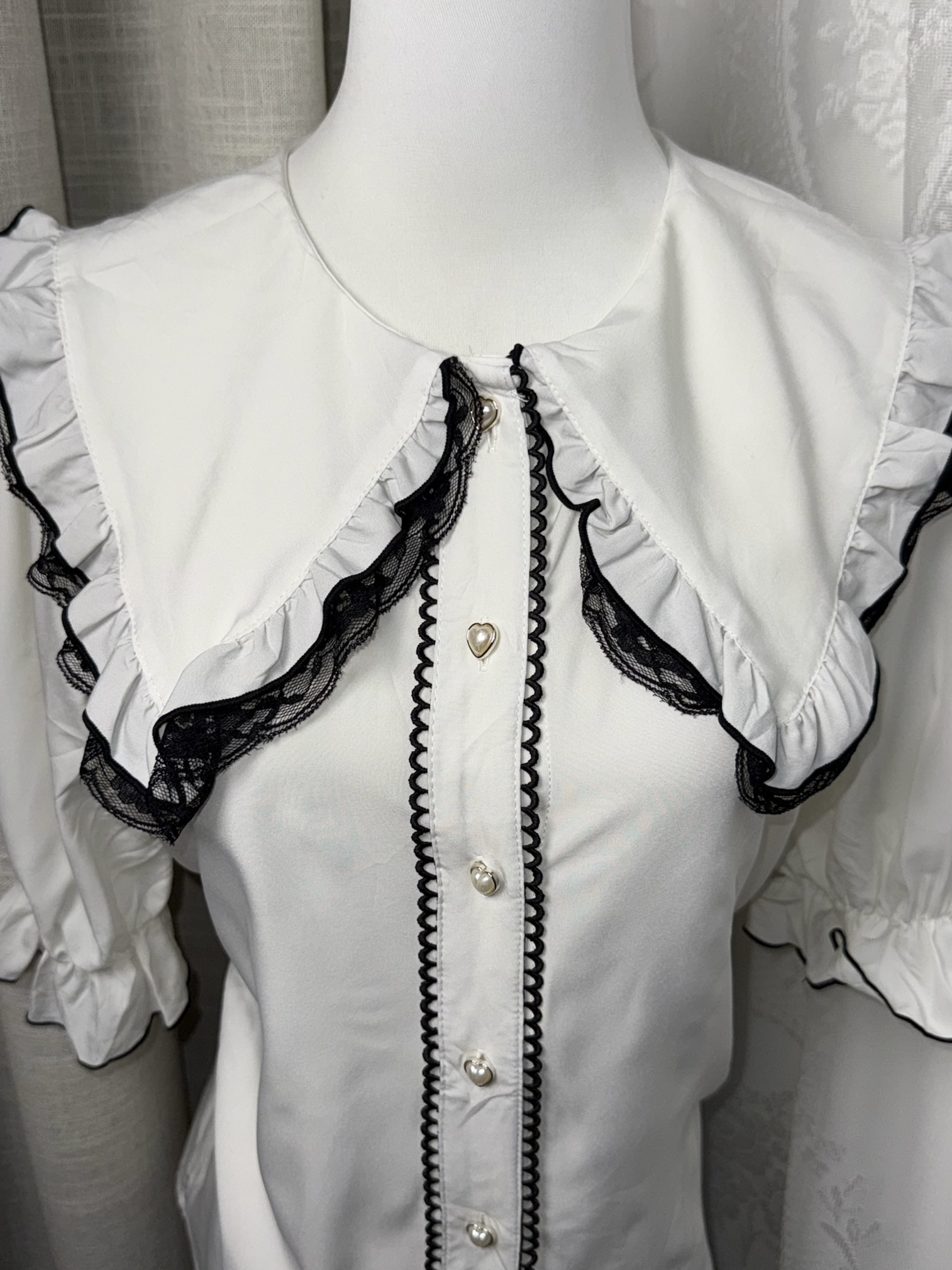 White Big Collar Black Lace Trim Blouse