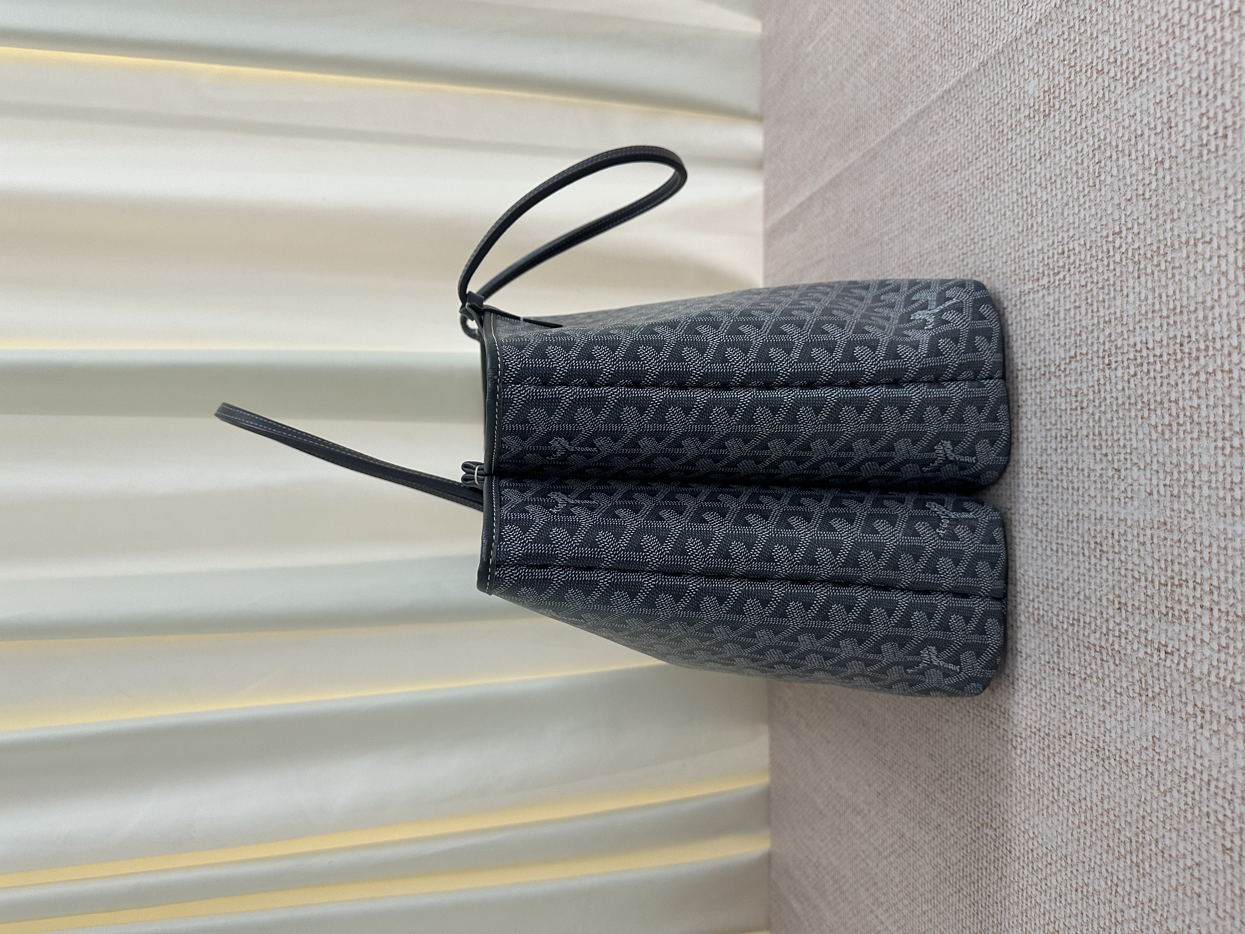 Pre-owned Goyard Isabelle PM Tote Bag/ Product Code: 26041511