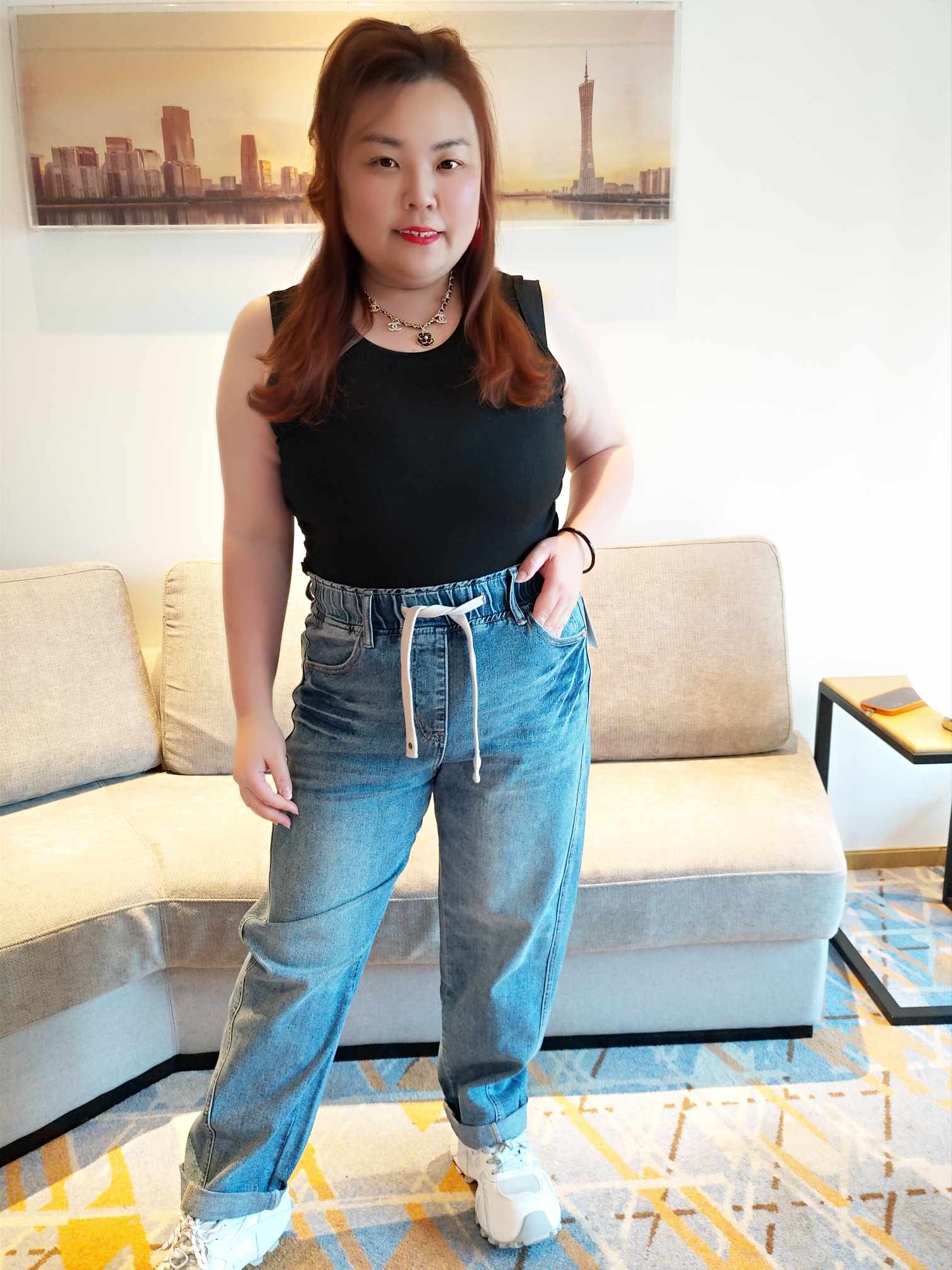 YCF03 9276 抽绳卷边裤脚时尚牛仔长裤