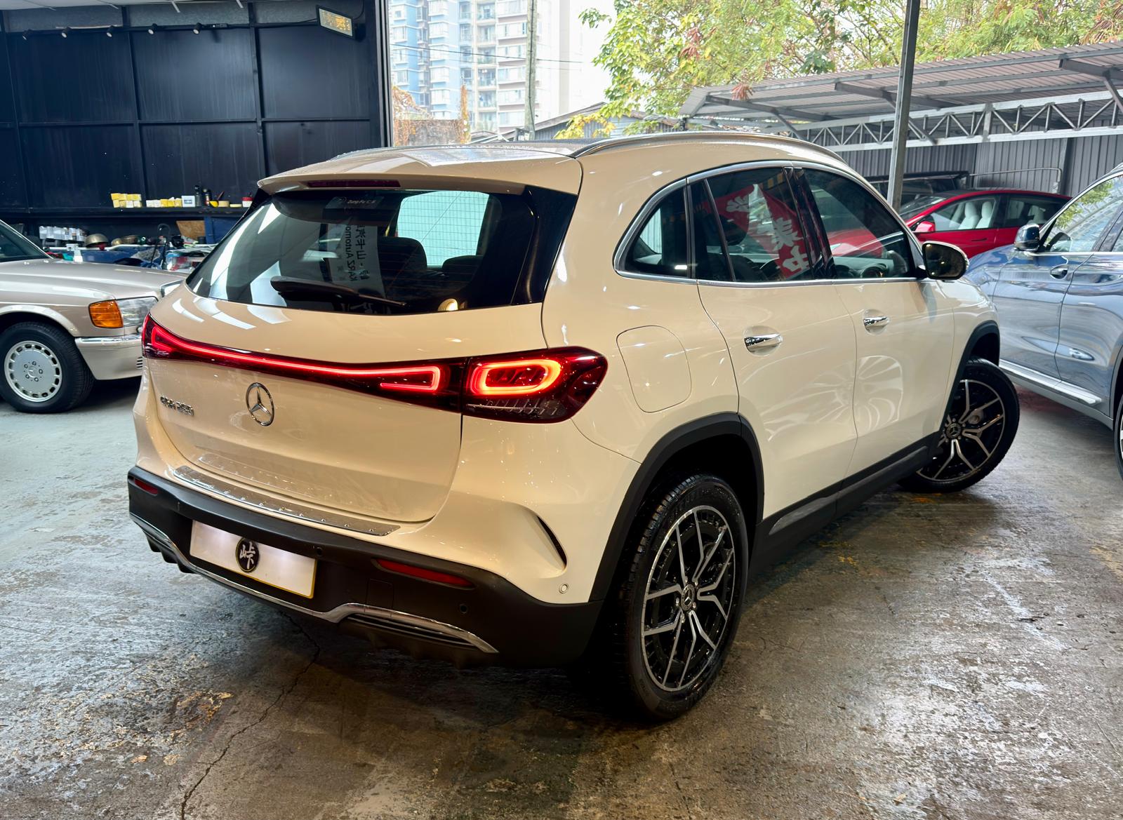 Mercedes-Benz EQA250 AMG 2021