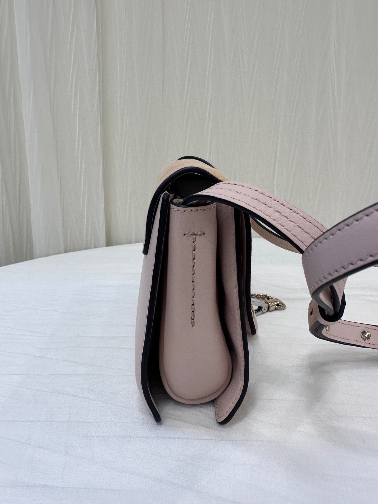 【預訂貨品】Chloe粉色拼麂皮faye