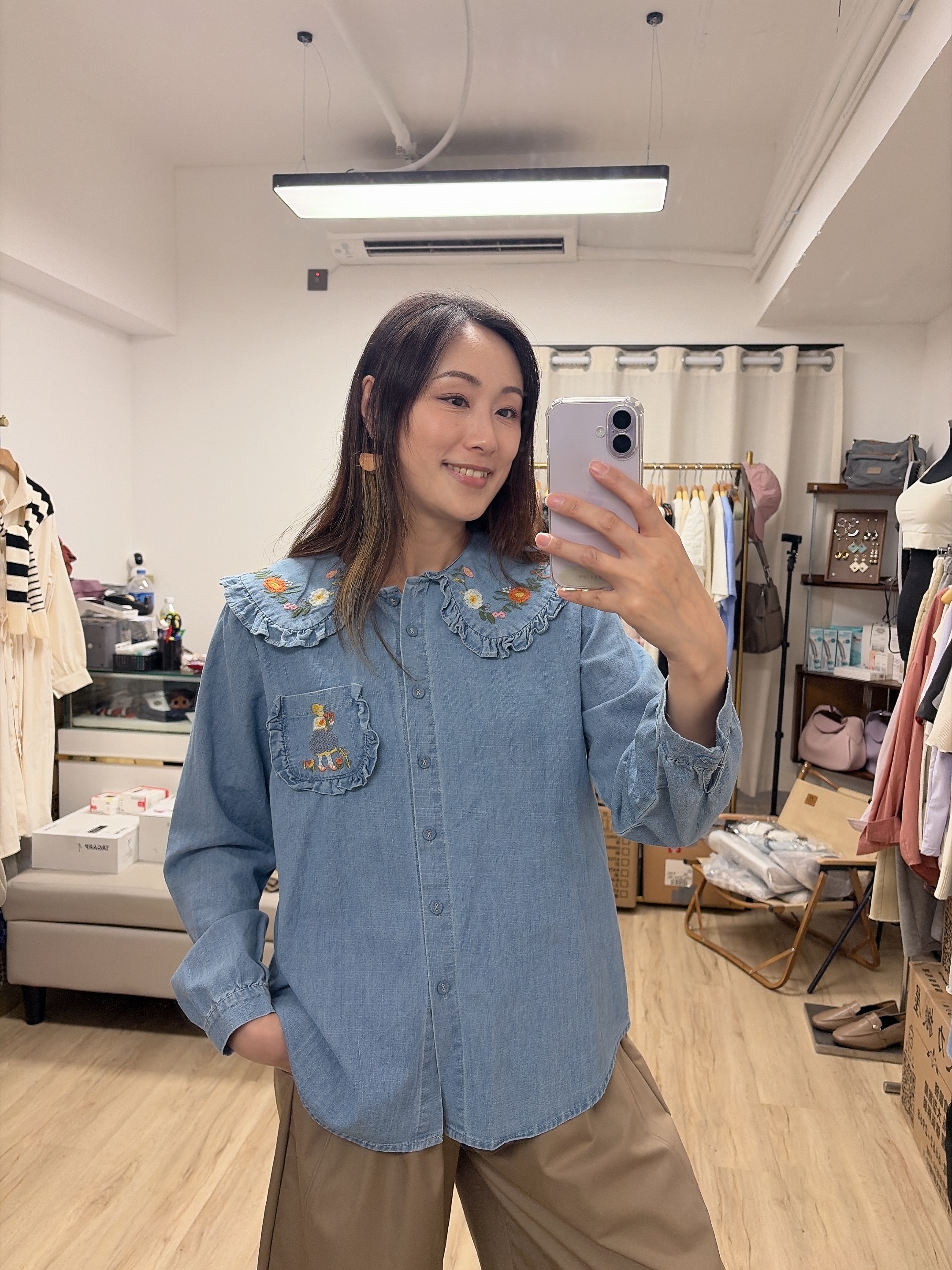 韓國洗水牛仔刺繡恤衫 