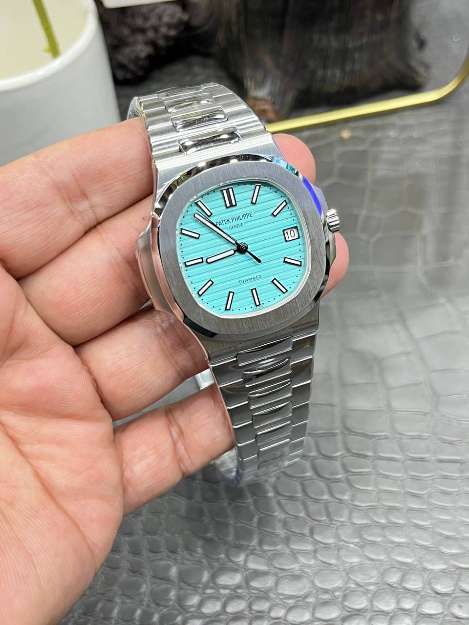 百达翡丽鹦鹉螺5711蒂芙尼系列/40mm*8.3mm/搭载Cal.324全自动一体机芯😍💯🤍