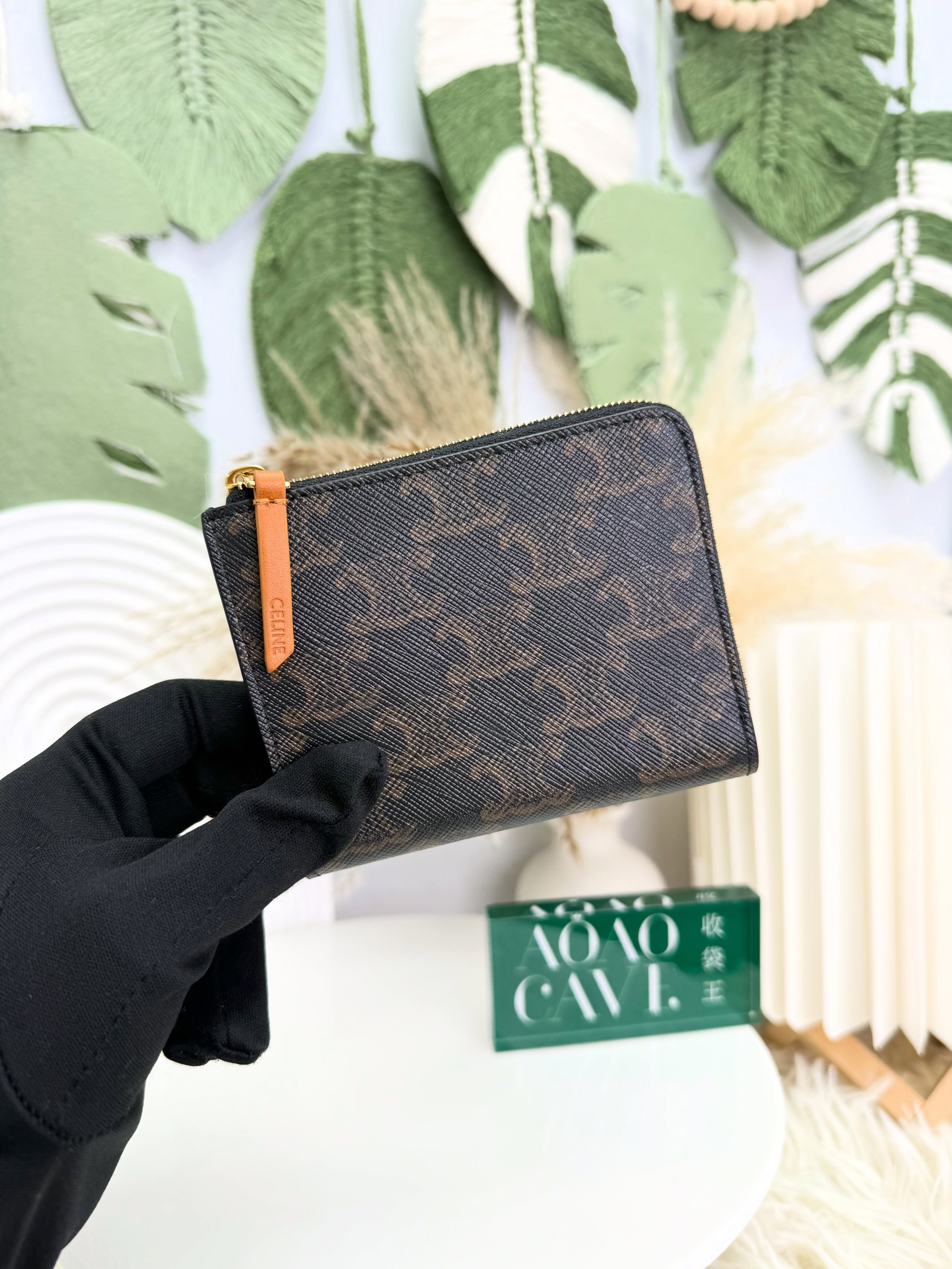 Celine🛍️全新💫老花短銀包👜全套🎁 