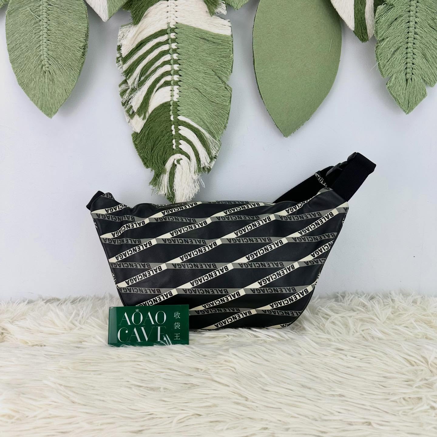 BALENCIAGA 🤍PRE OWNED 黑灰色真皮印花 胸口包腰包🖤