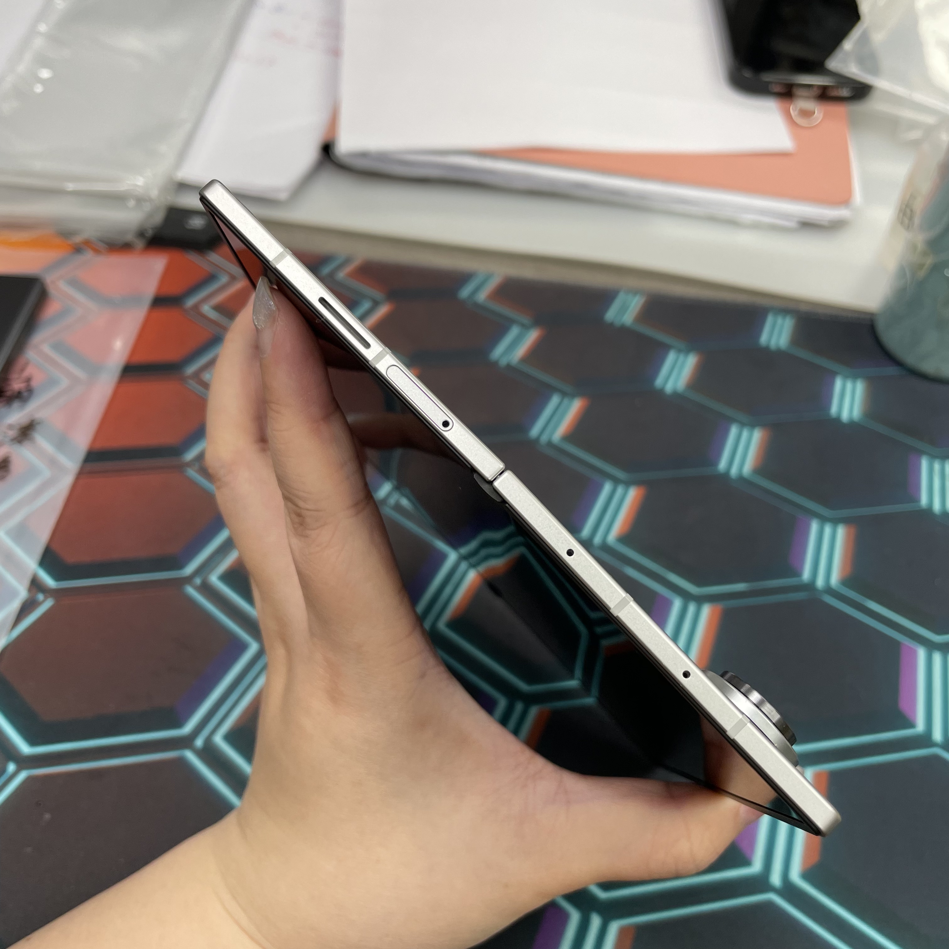 *7427 Galaxy Z Fold 7 勁靚機 12+512GB 灰色 gray