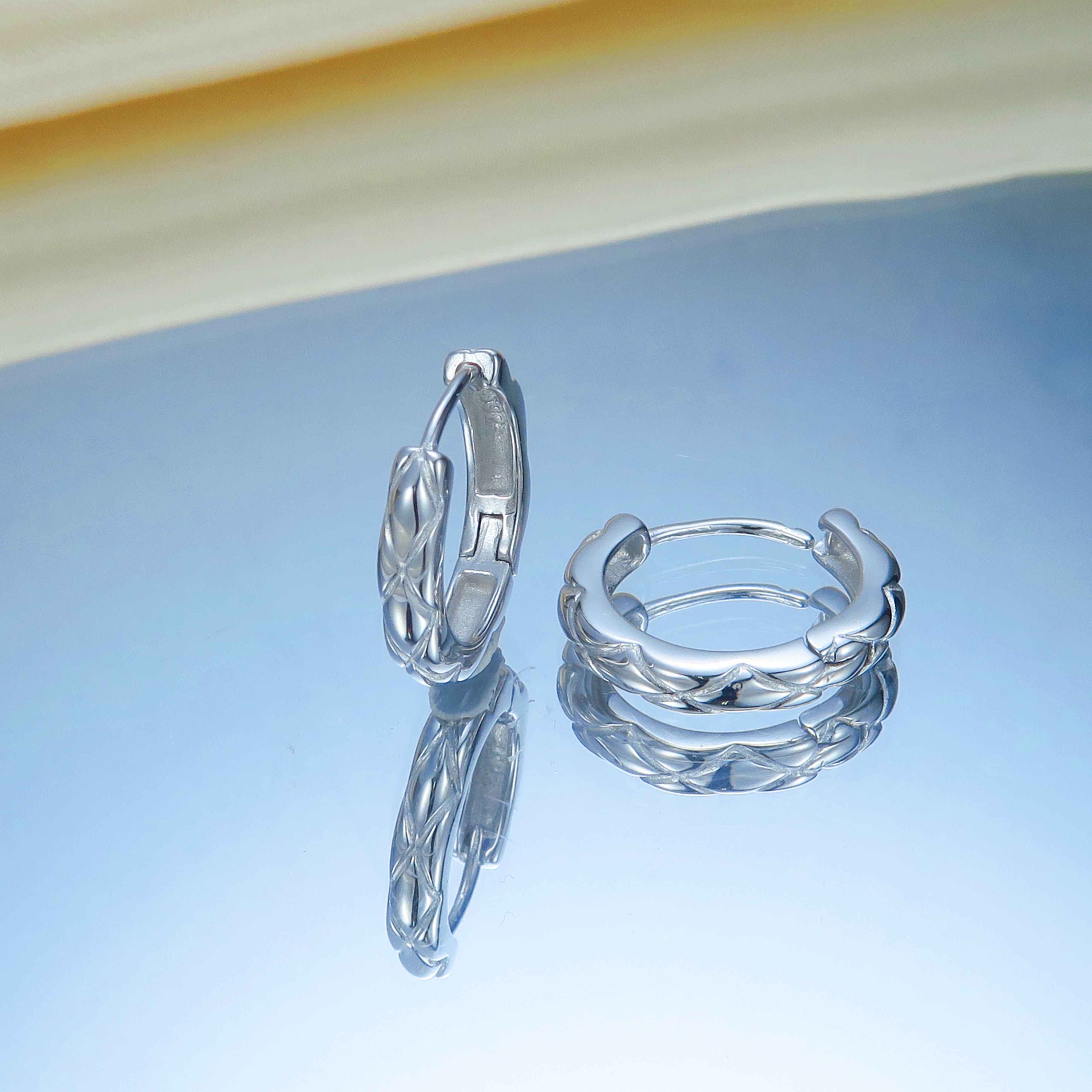 NO.E123  925純銀耳環  內徑約12mm  