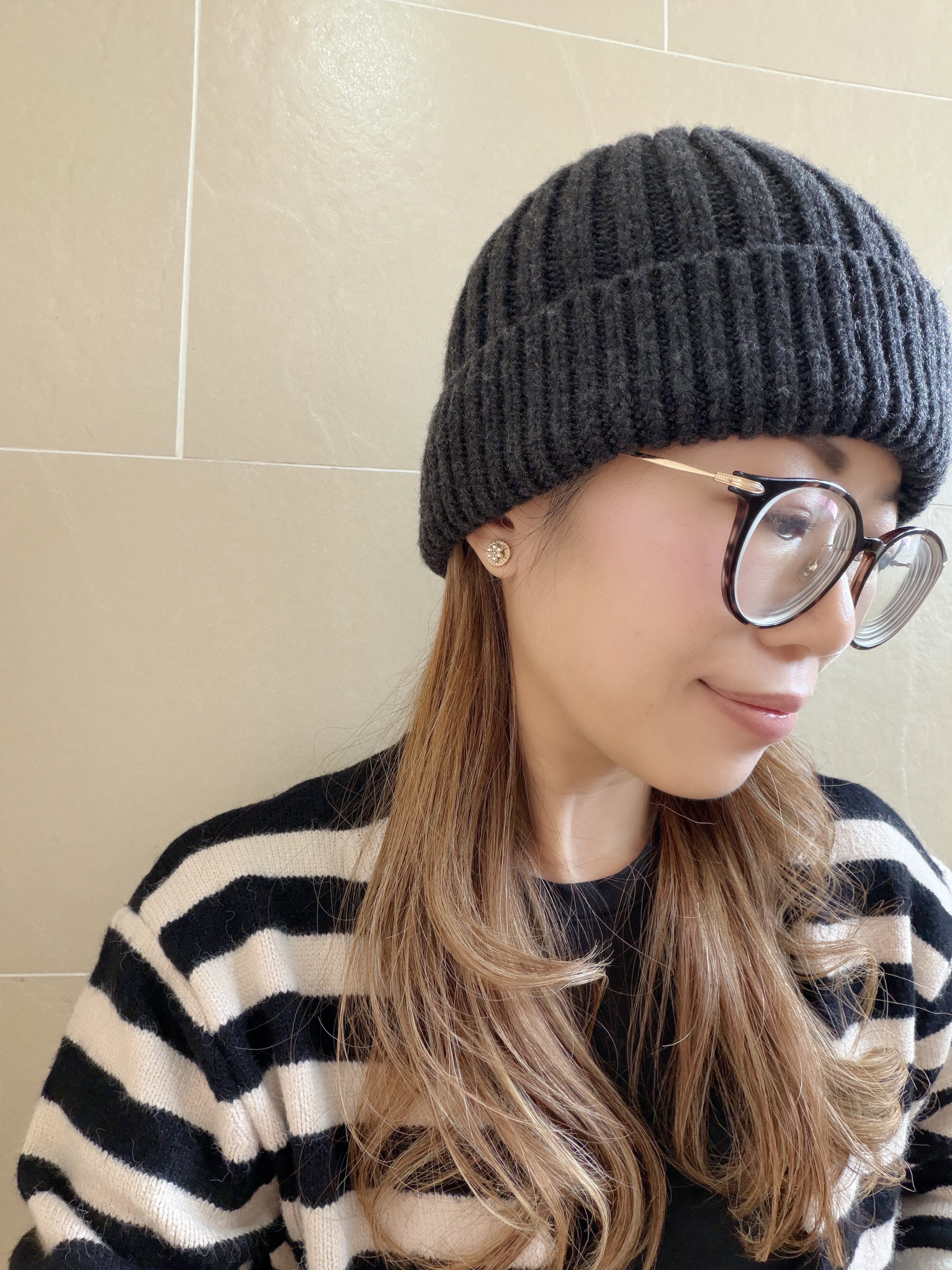 英國金屬壓花RUFFLE裙邊鈕扣耳環/金色珍珠小花