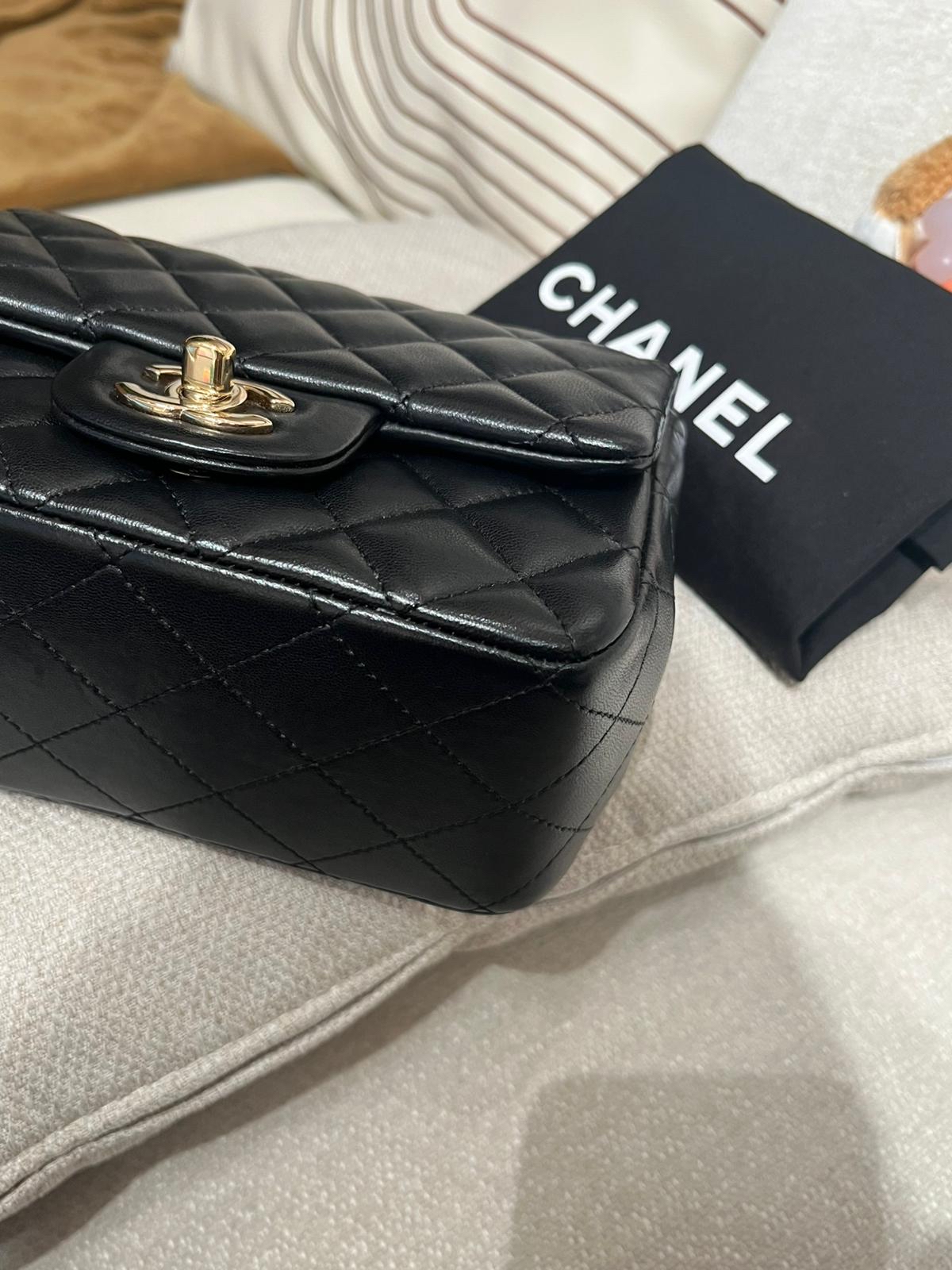 Chanel Mini Classic Flap 方胖子 17cm 黑色羊皮金鏈 100%Authenic, 95%New ✅Card✅Dust bag✅Box