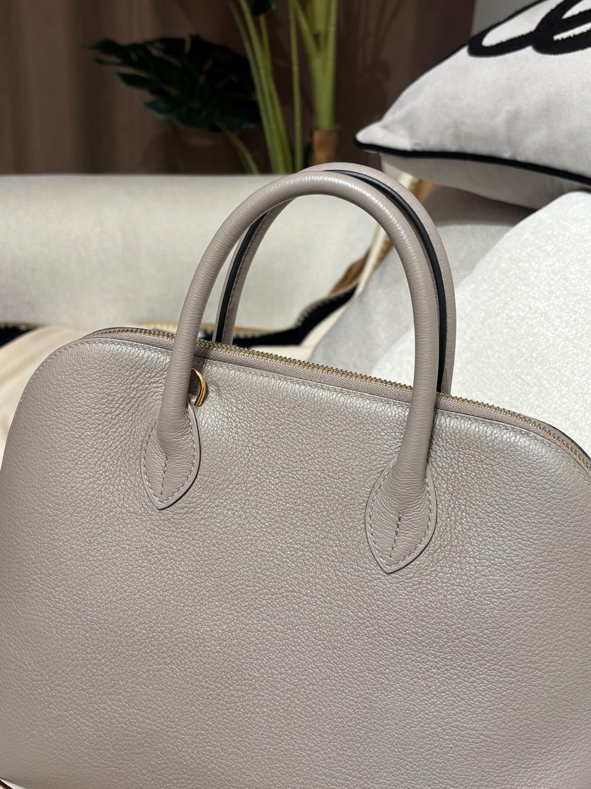 Hermes Bolide 1923 30 STAMP Y M8銀河灰 100%Authentic,98%new ✅key lock ✅dust bag✅box