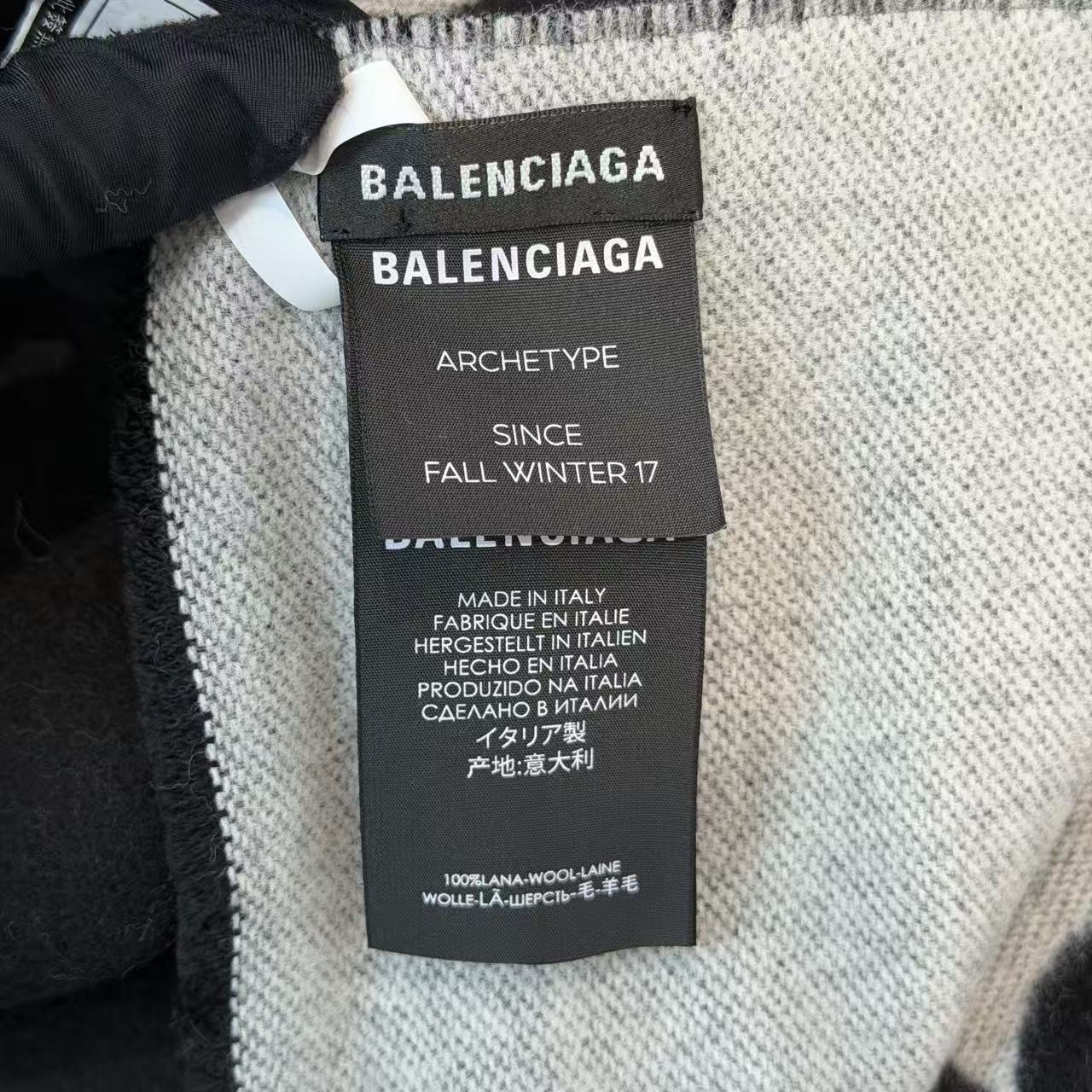 BALENCIAGA巴黎世家 圍巾 經典字母logo 羊毛絨線圍脖 男女同款