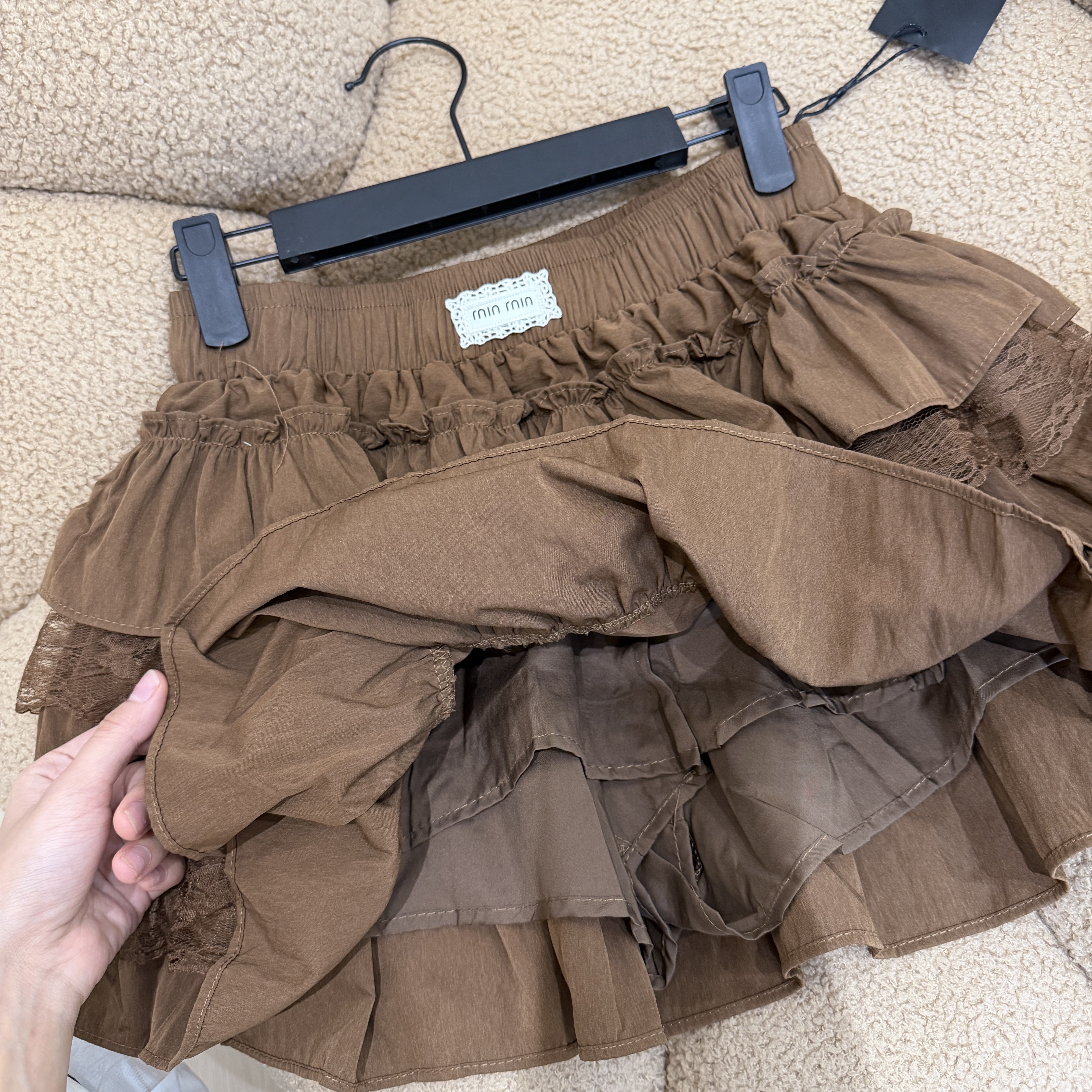 荷葉邊多層迷你裙