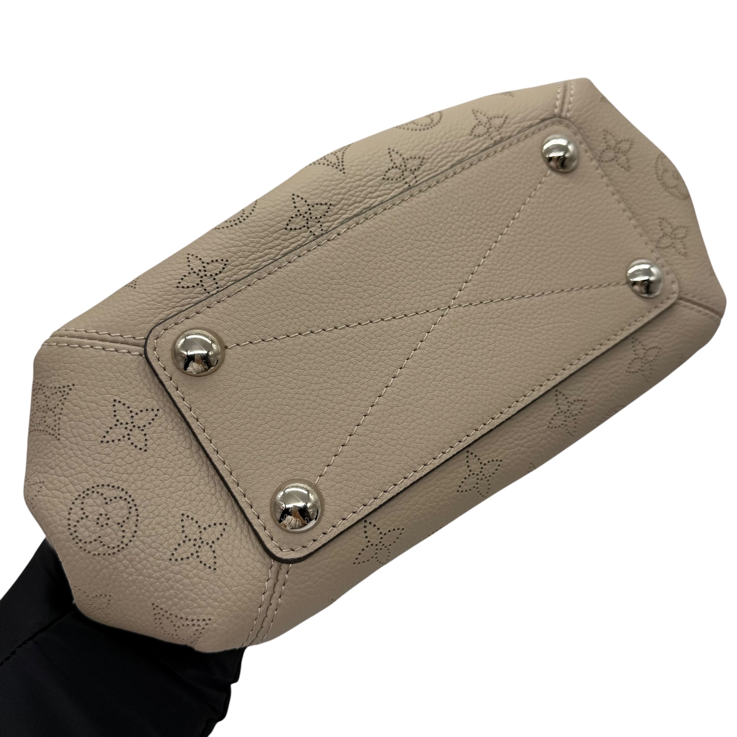 Pre-owned Louis Vuitton Mahina Babylone Chain BB / Product Code: 061935