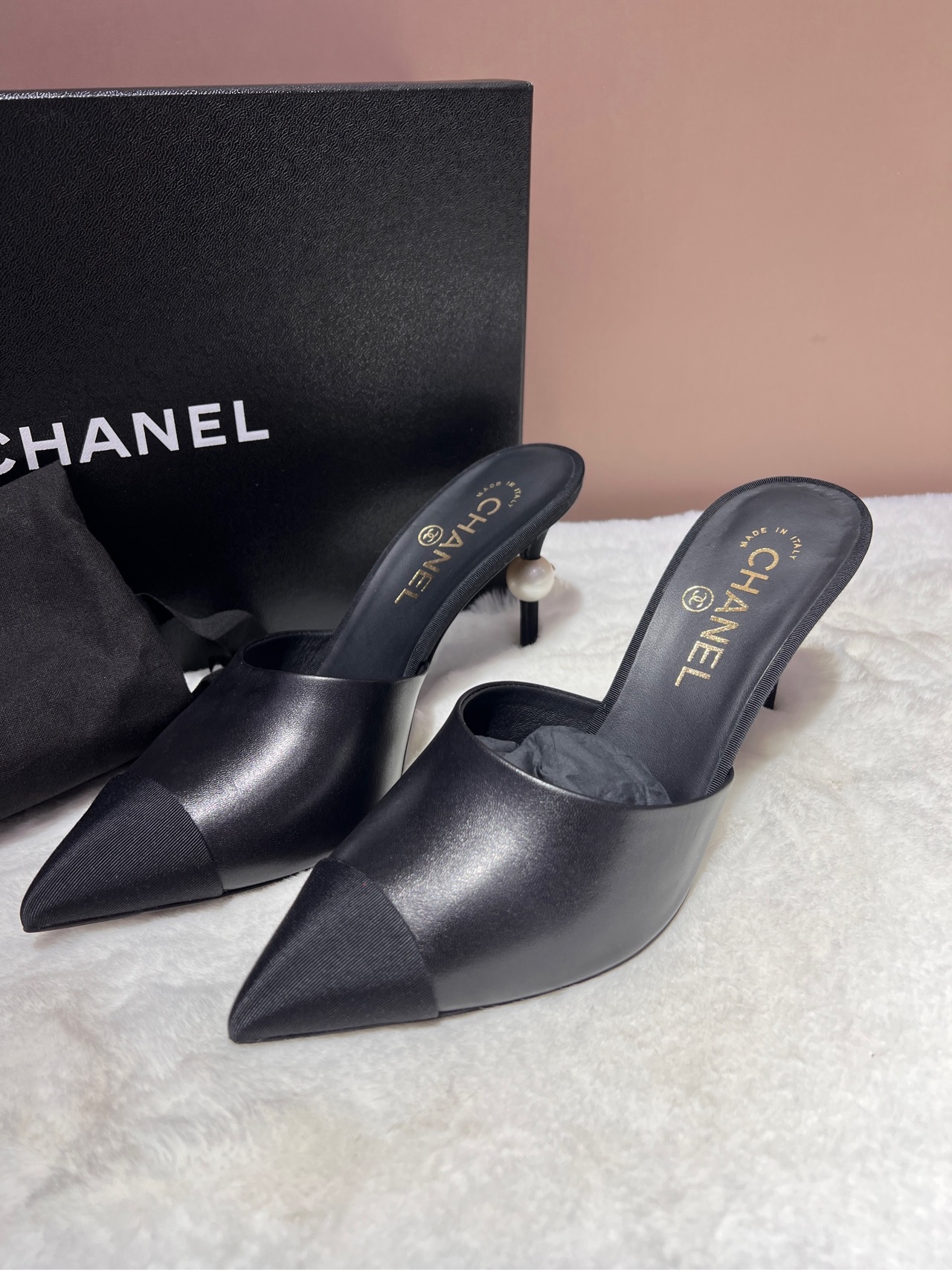 Unused item chanel heels