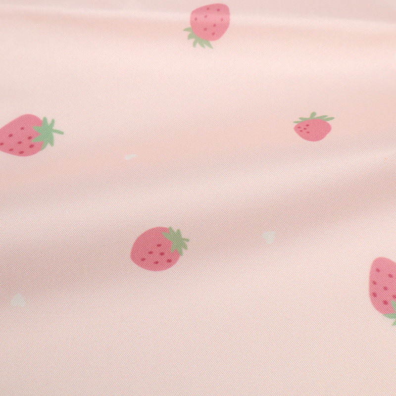 🇯🇵預訂 日本直送🇯🇵草莓滿印長袖沙灘服Messy Play遊戲衣