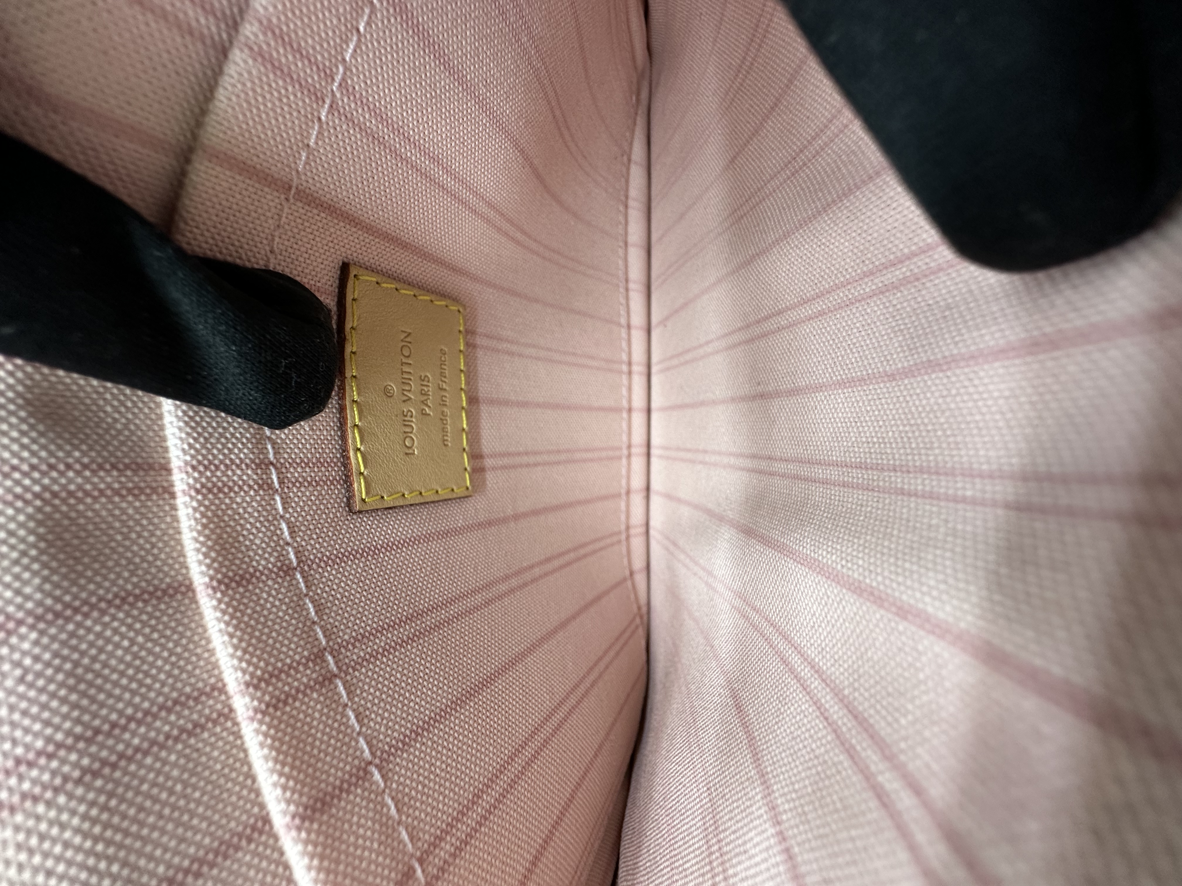 Pre-Owned Louis Vuitton Damier Azur Neverfull PM tote bag / Product Code: 26040901