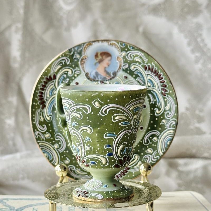 C.a. 1940-50s Ardalt Japan Handpainted Demitasse / Expresso Cup Set Duo (MT2466)