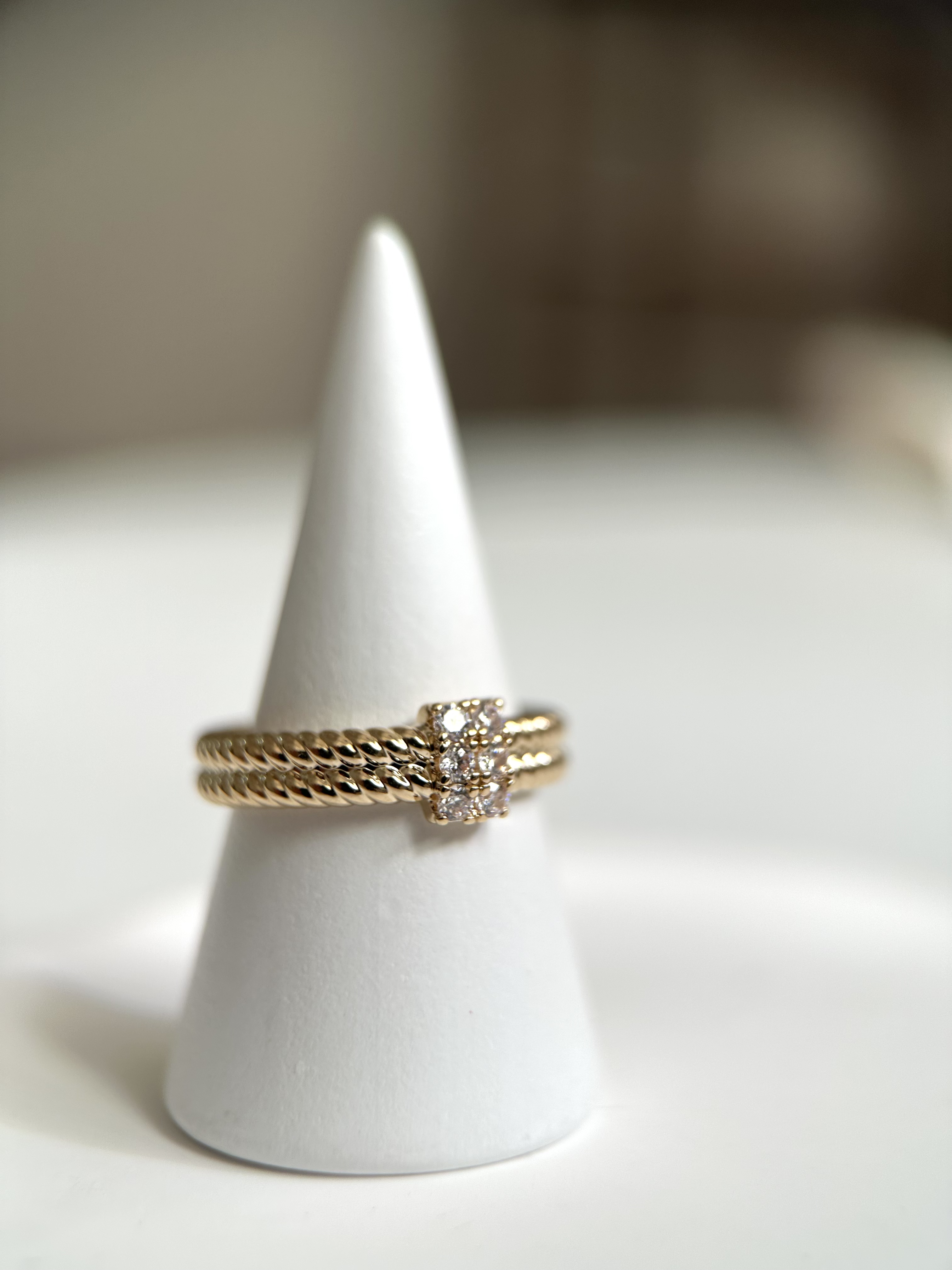 Isolde Twisted Ring Plaqué or