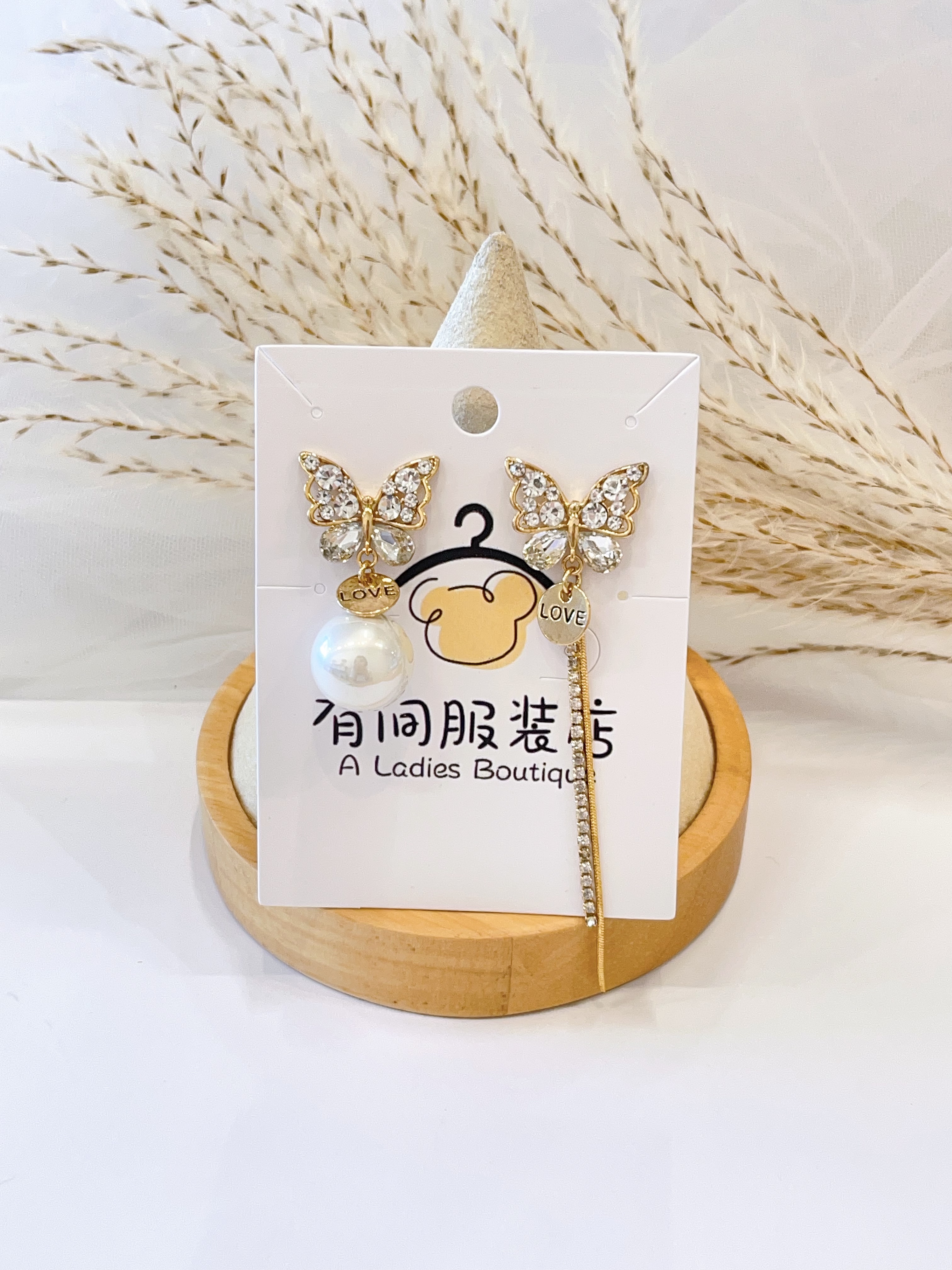 优美不规则蝴蝶流苏耳环