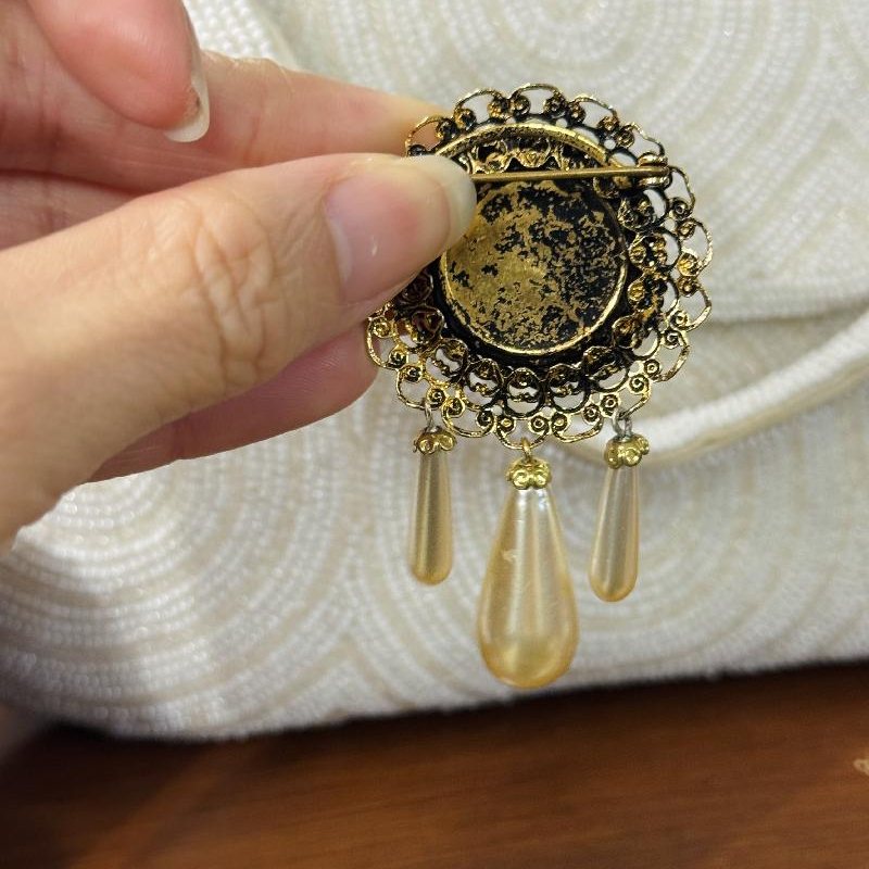 C.a. 1960s Italian Mosaic Dangling Glass Pearl Brooch (B031)