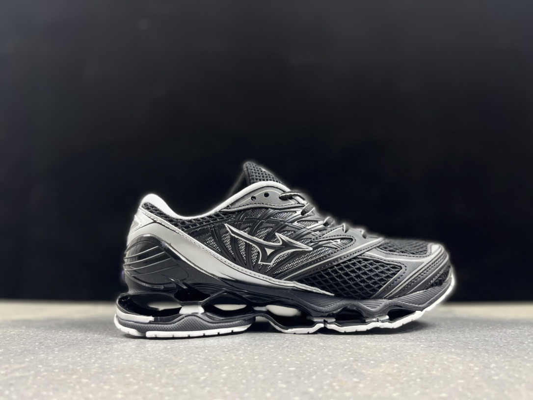 Mizuno Wave Prophecy LS 