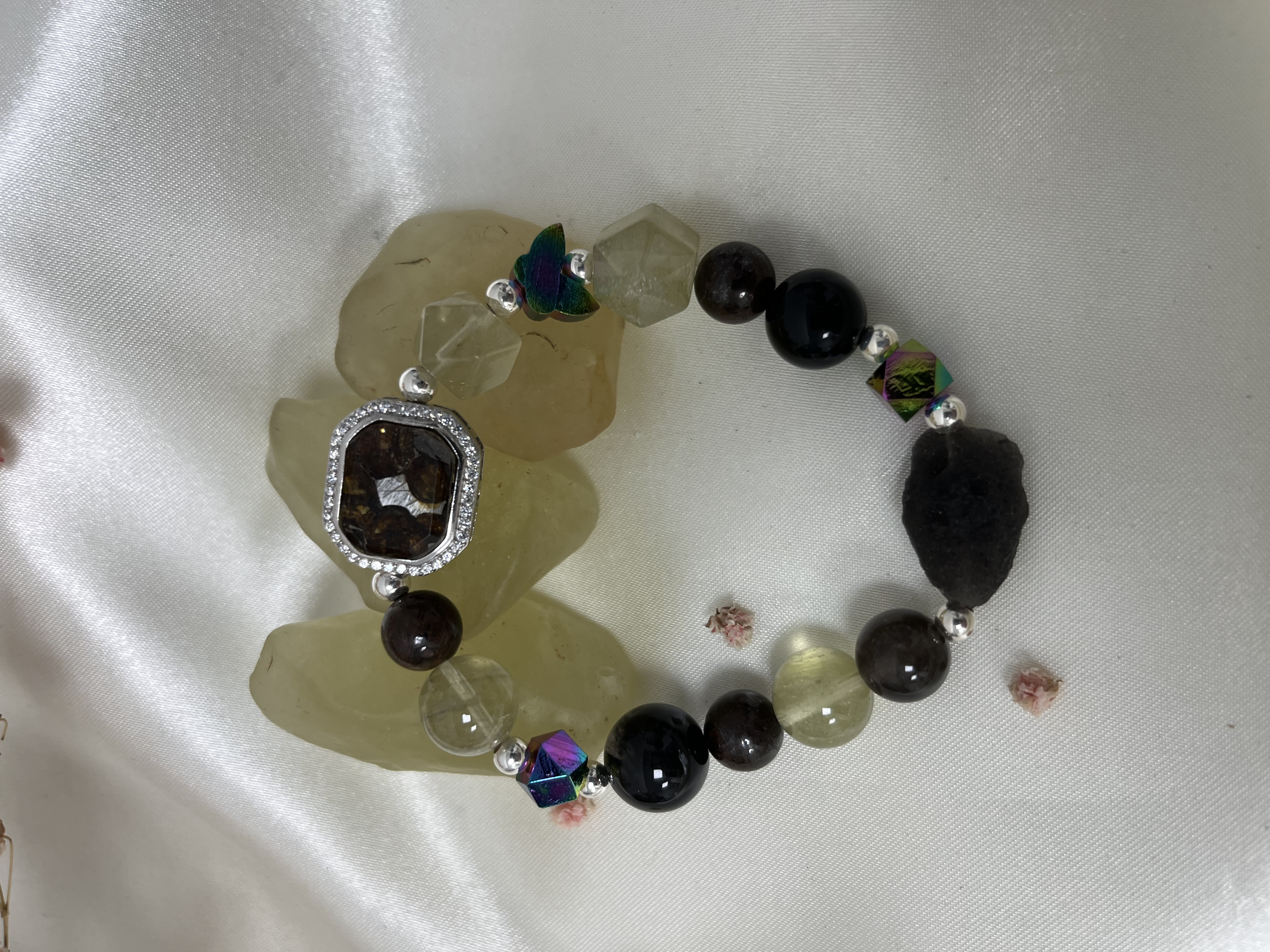 高能量天然磒石多寶