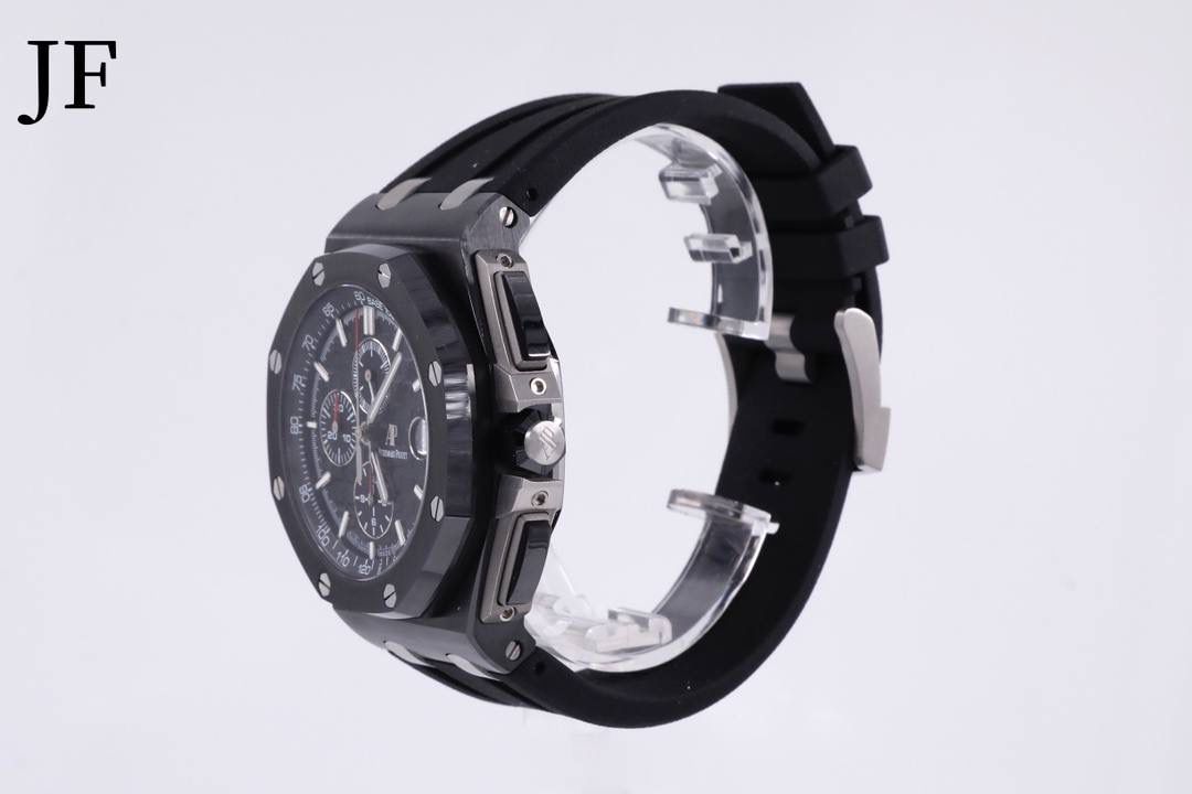 🚀精品 AP 皇家橡树离岸型 大熊猫计时码表 AP 26400 精钢表壳 陶瓷表圈 双面蓝宝石镜面 3126机芯 橡胶表带 精钢针扣 直径44mm💯