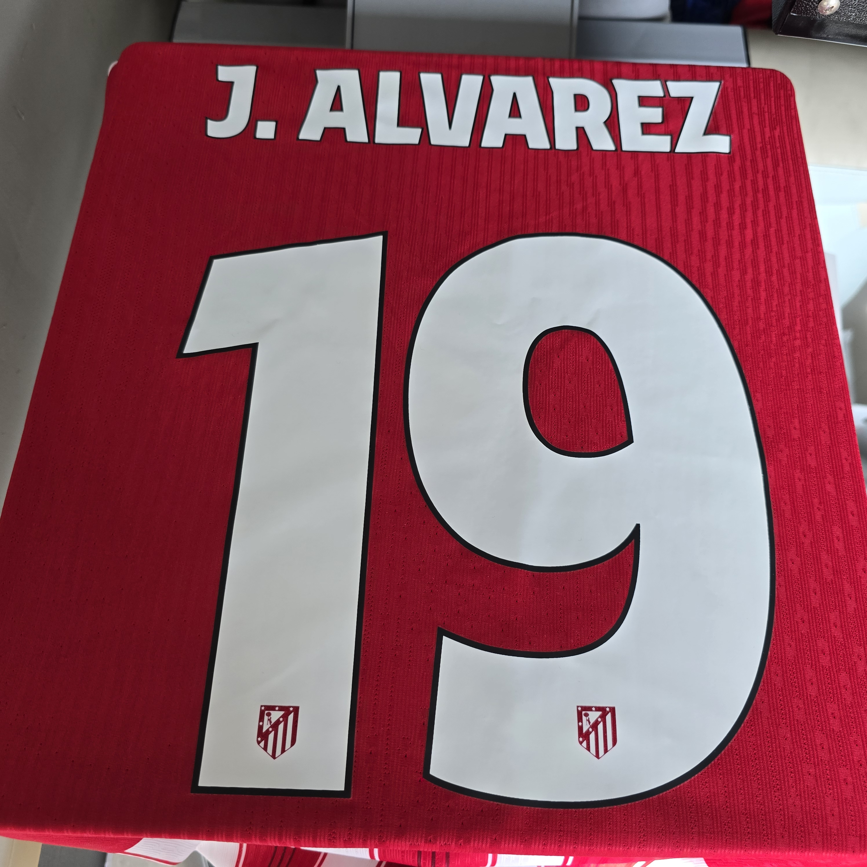 Nike Atletico Madrid 馬德里體育會 2026-27 主場球員版球衣 (可加印字章) II2740