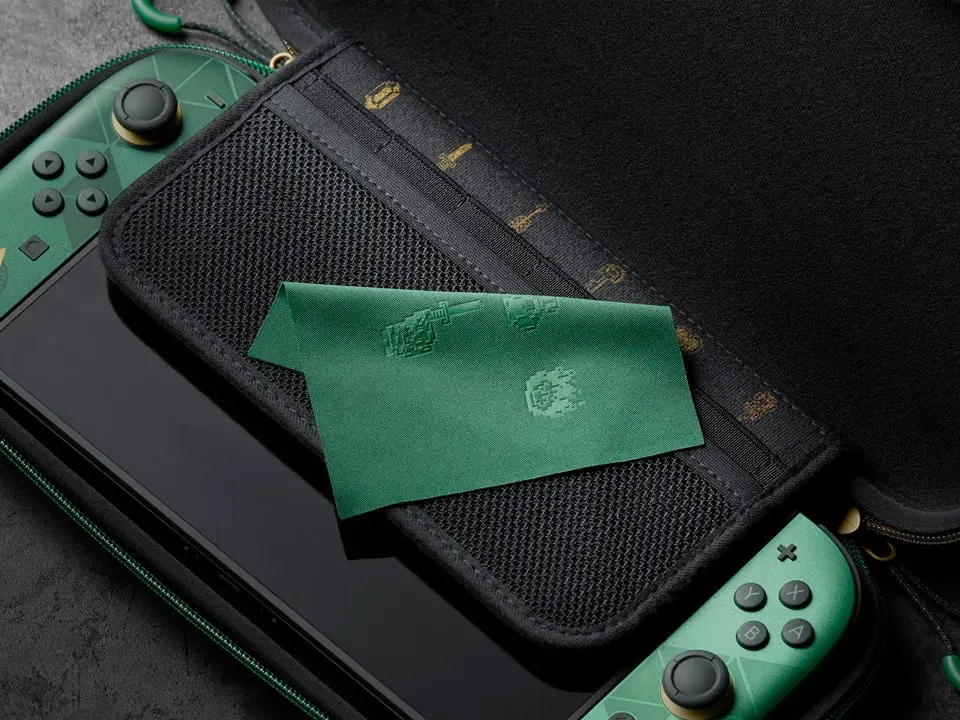 【預售 29/10】【香港行貨】Nintendo Switch 2 便攜包 薩爾達傳說 40週年紀念版 (附螢幕保護貼) / Case [The Legend of Zelda 40th Anniversary Edition] with Screen Protector PO1113