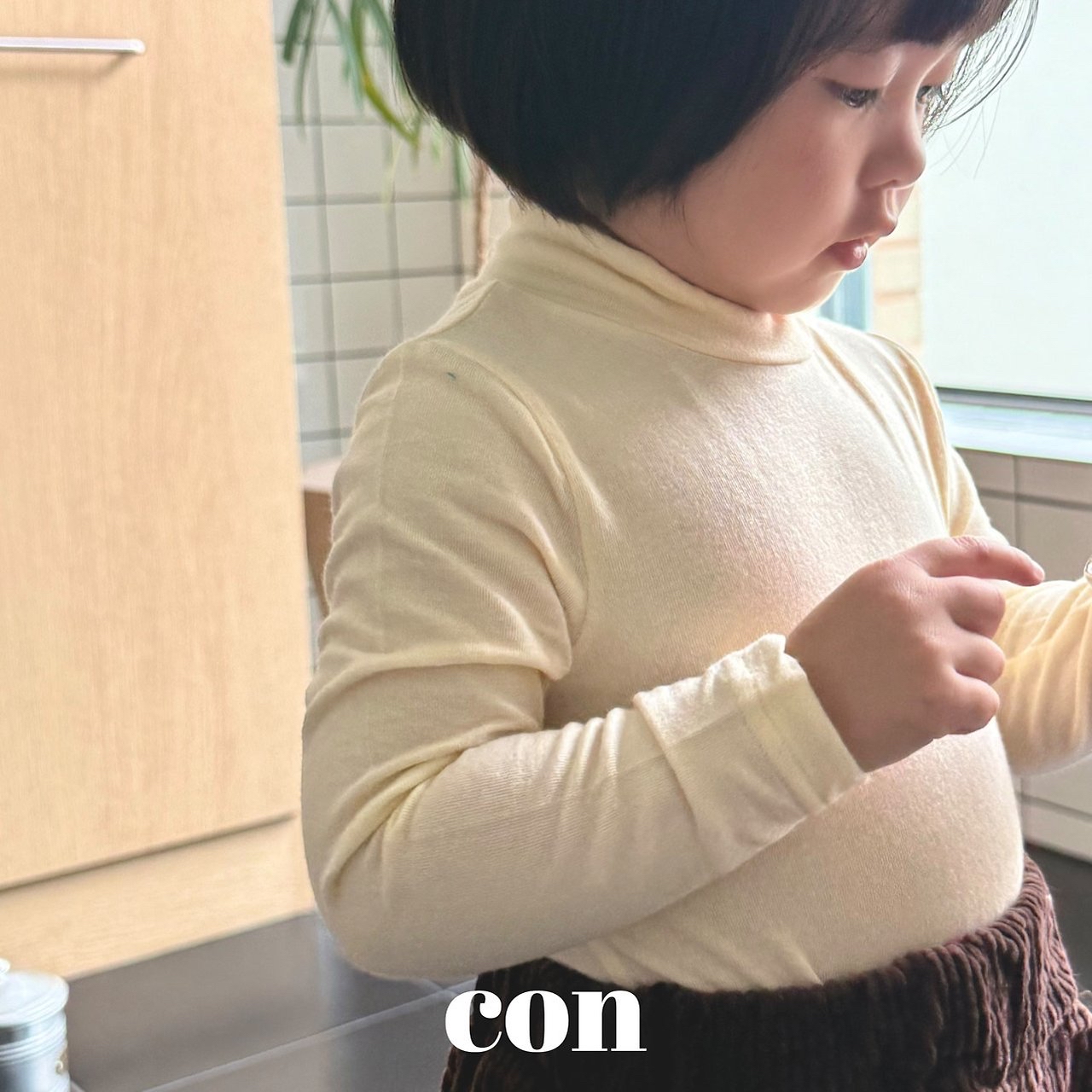  Con | The Perfect Mock Turtleneck