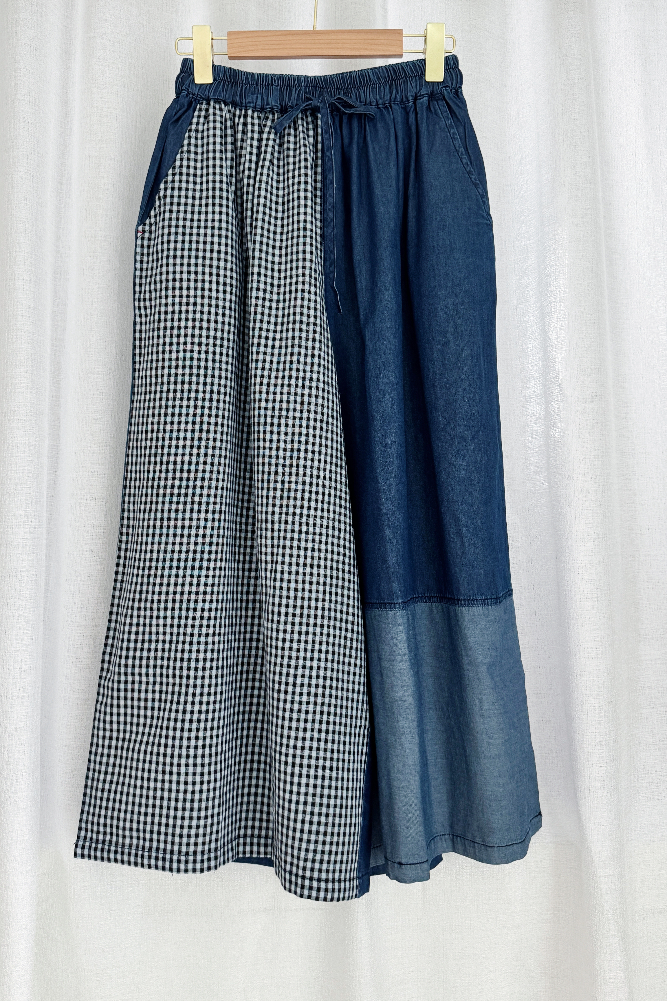 设计感丹宁拼接宽松长裤