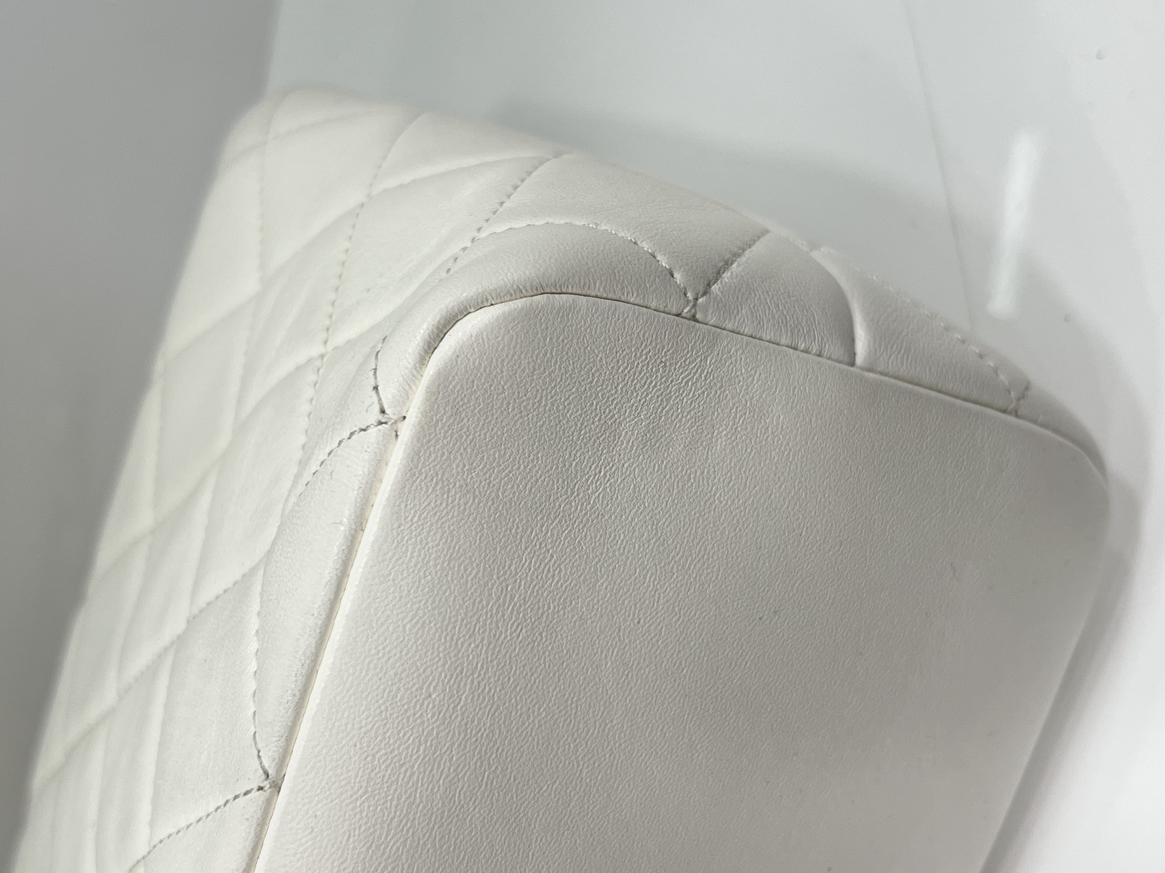 直播貨品 |  [1個-$100 2個-$300］EE105 