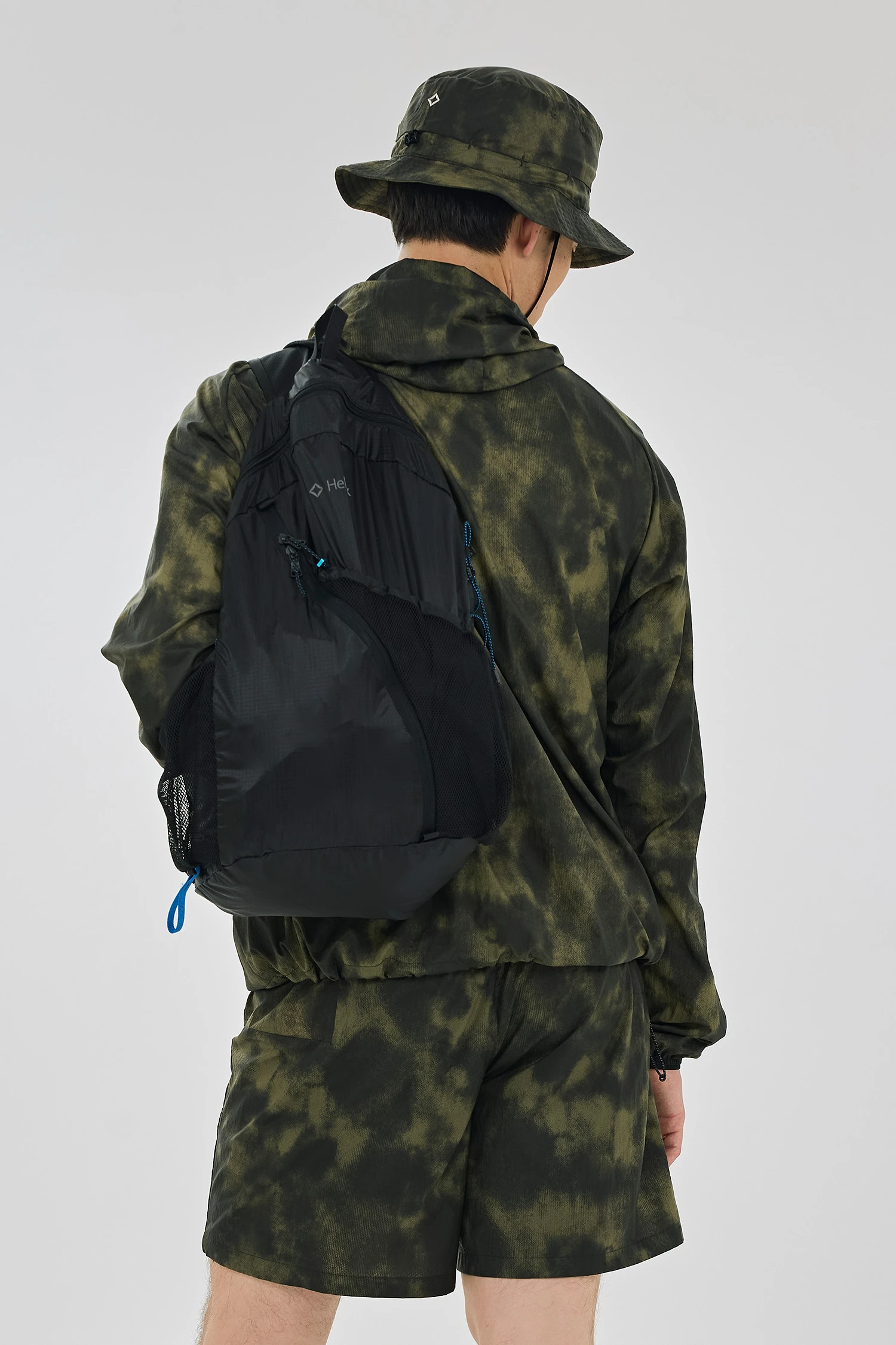 【韓國代購】【韓國限定】Helinox Wear Eclipse Lightpack 20L_Black