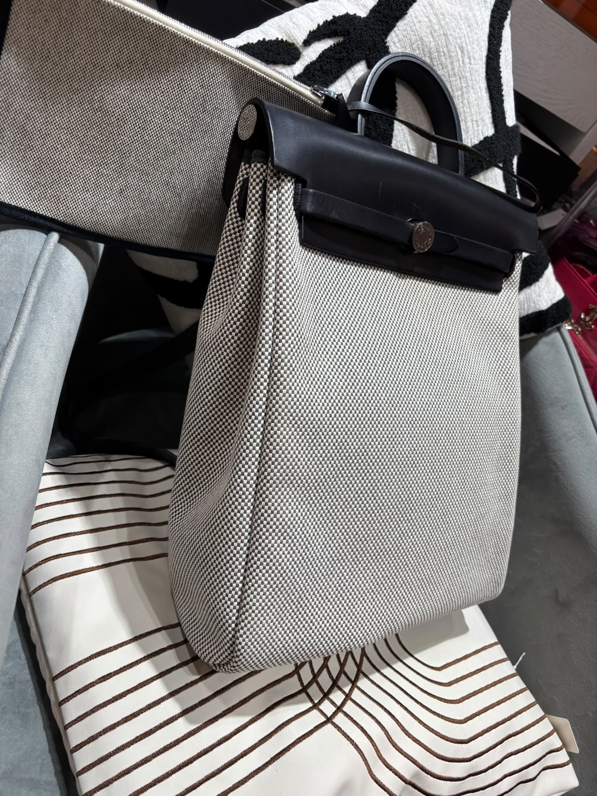 HERMES Herbag backpack Stamp Z Backpack 黑白熊貓 100%Authentic, 95%New ✅Dust bag