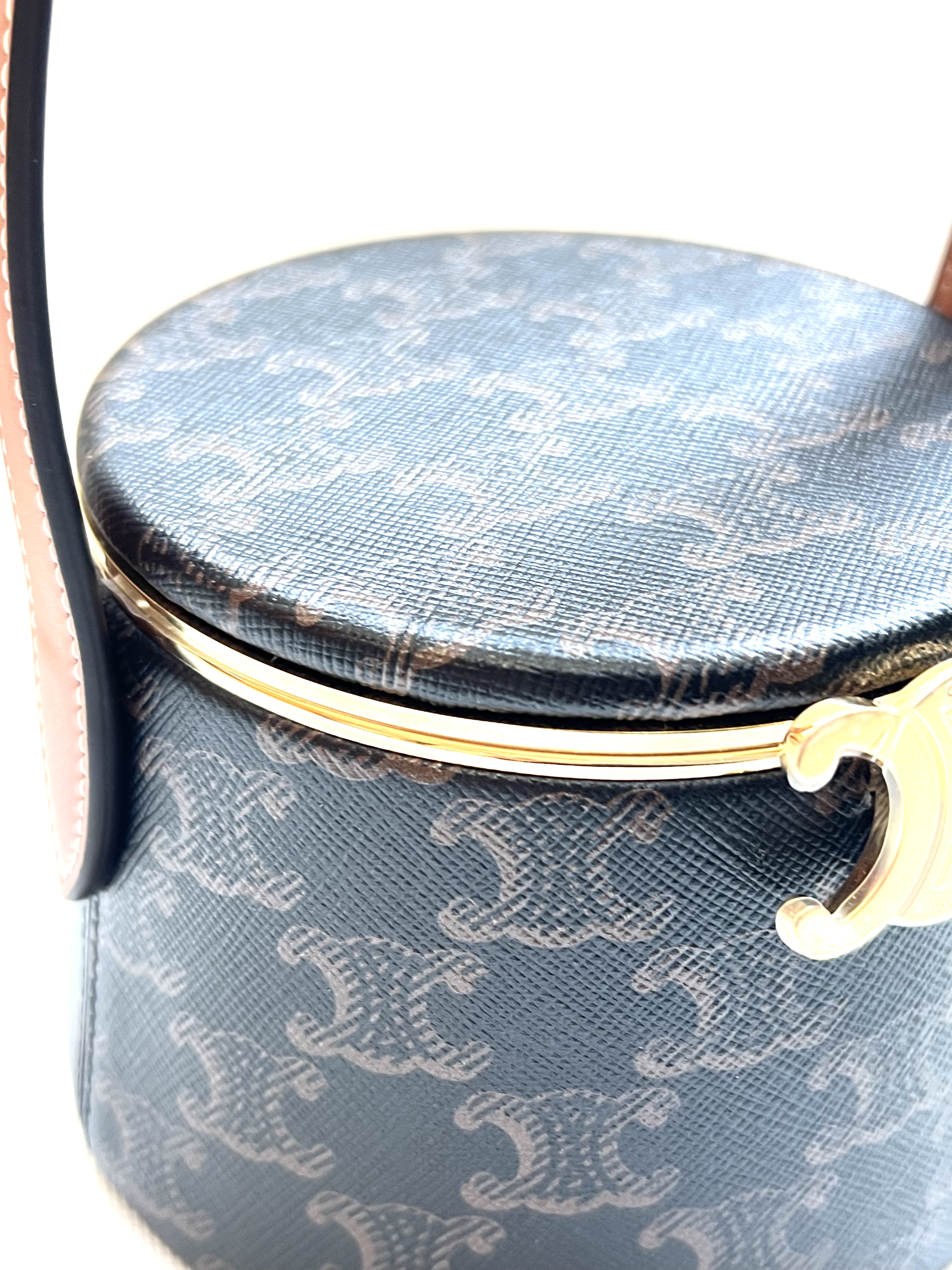 Pre-Owned CELINE Nina Minaudiere / Product Code: 26041638