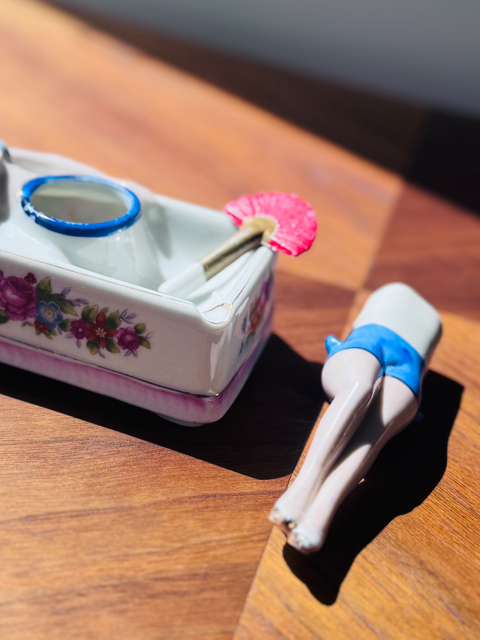 Rare! Vintage C.a. 1950s Japanese Pin-Up Girl “Naughty Nodder” Ashtray (MT2613)