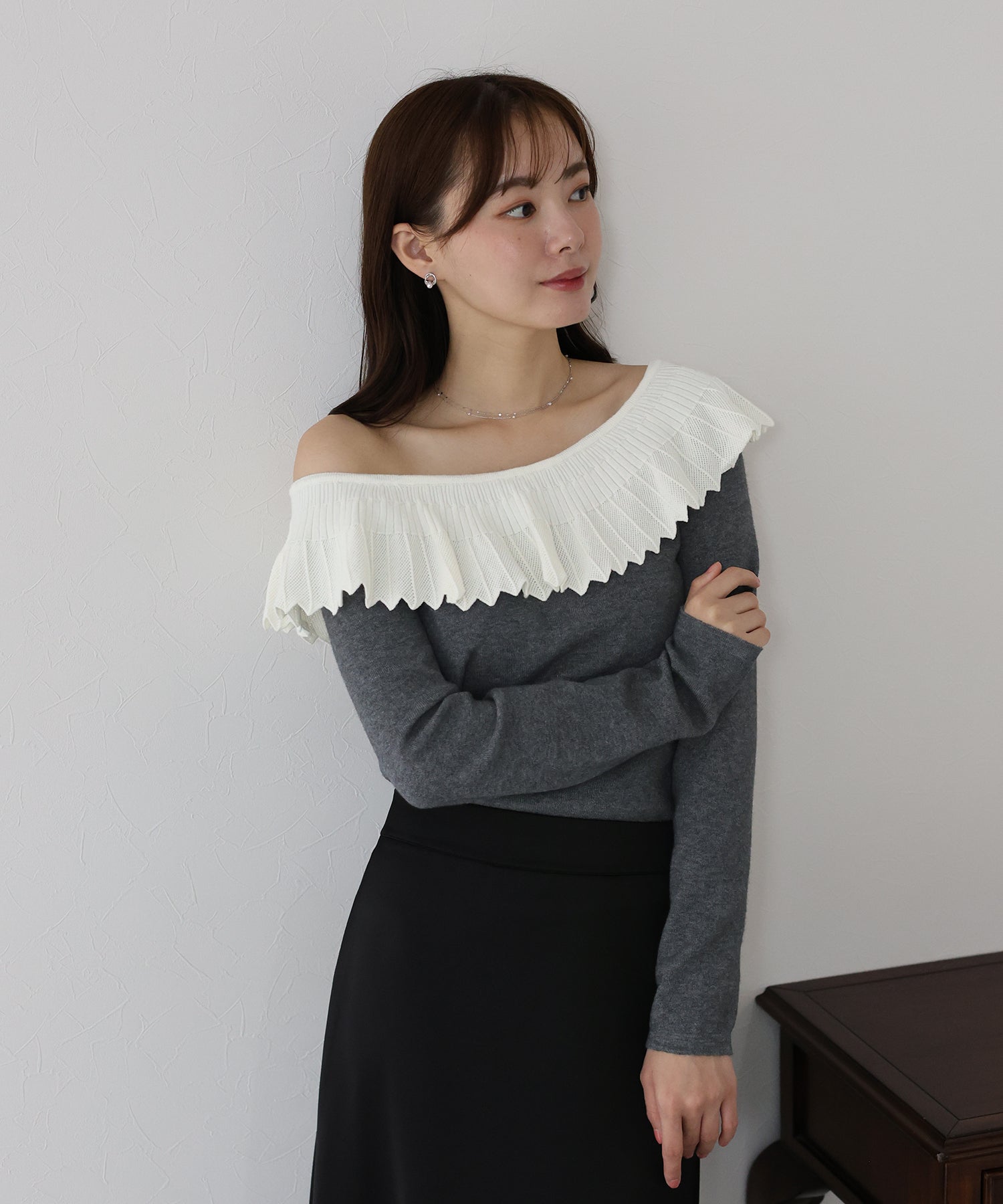 <限量現貨><JP> Fuji Lace Off-Shoulder Knit Top* 2色入