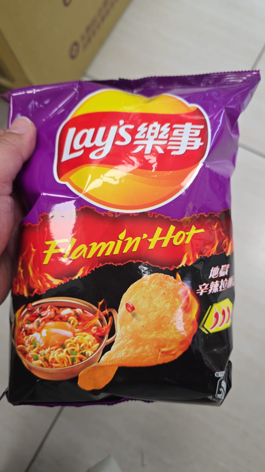 lay's 地獄辛辣拉麵口味