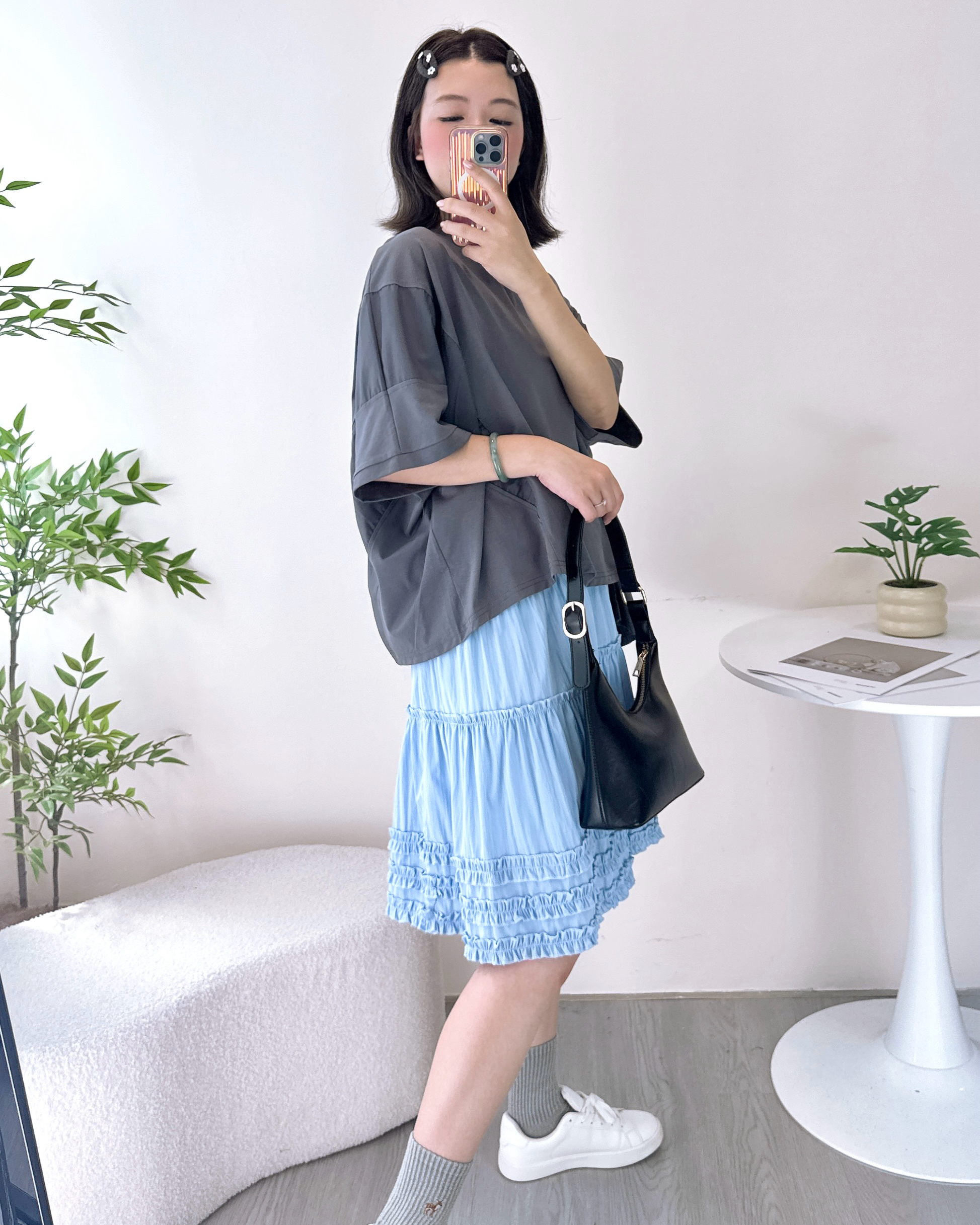 寬鬆不規則淨色上衣 3色