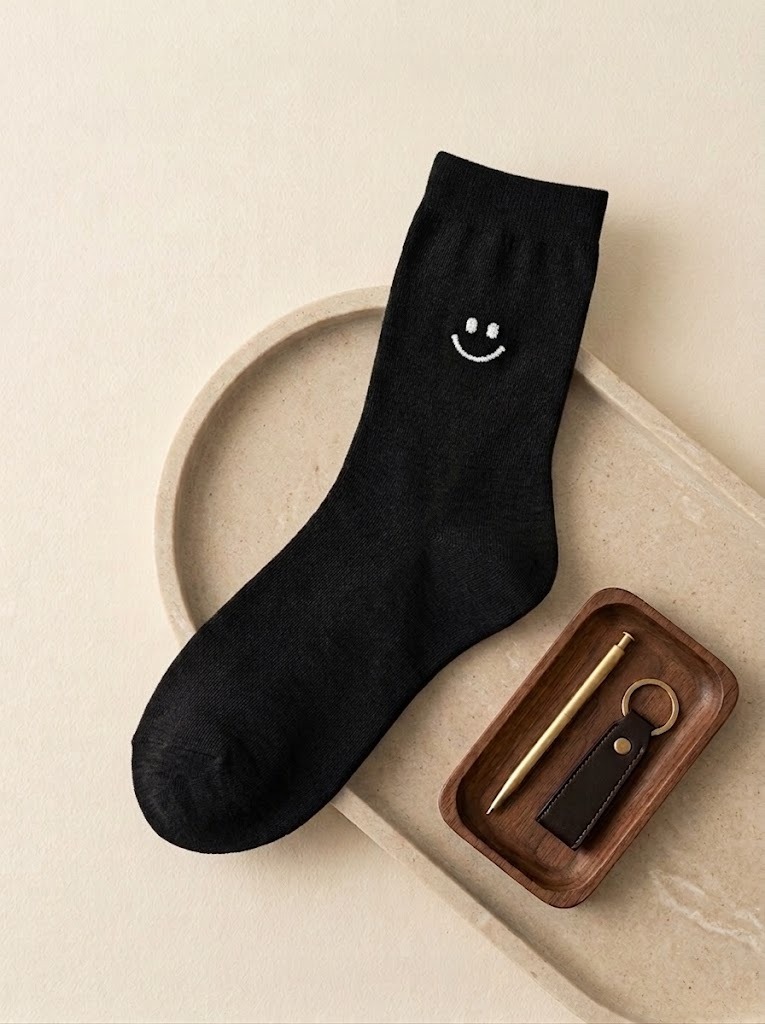 Korean Smile Point Men's Mid Crew Socks