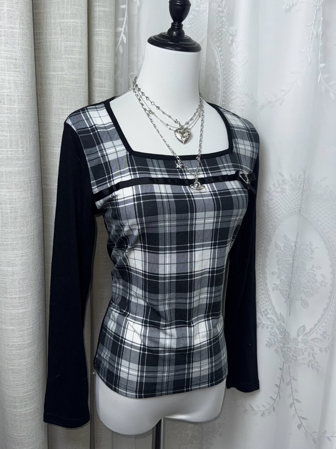 Y2K Plaid Color-Block Long Sleeve with Heart Buckle