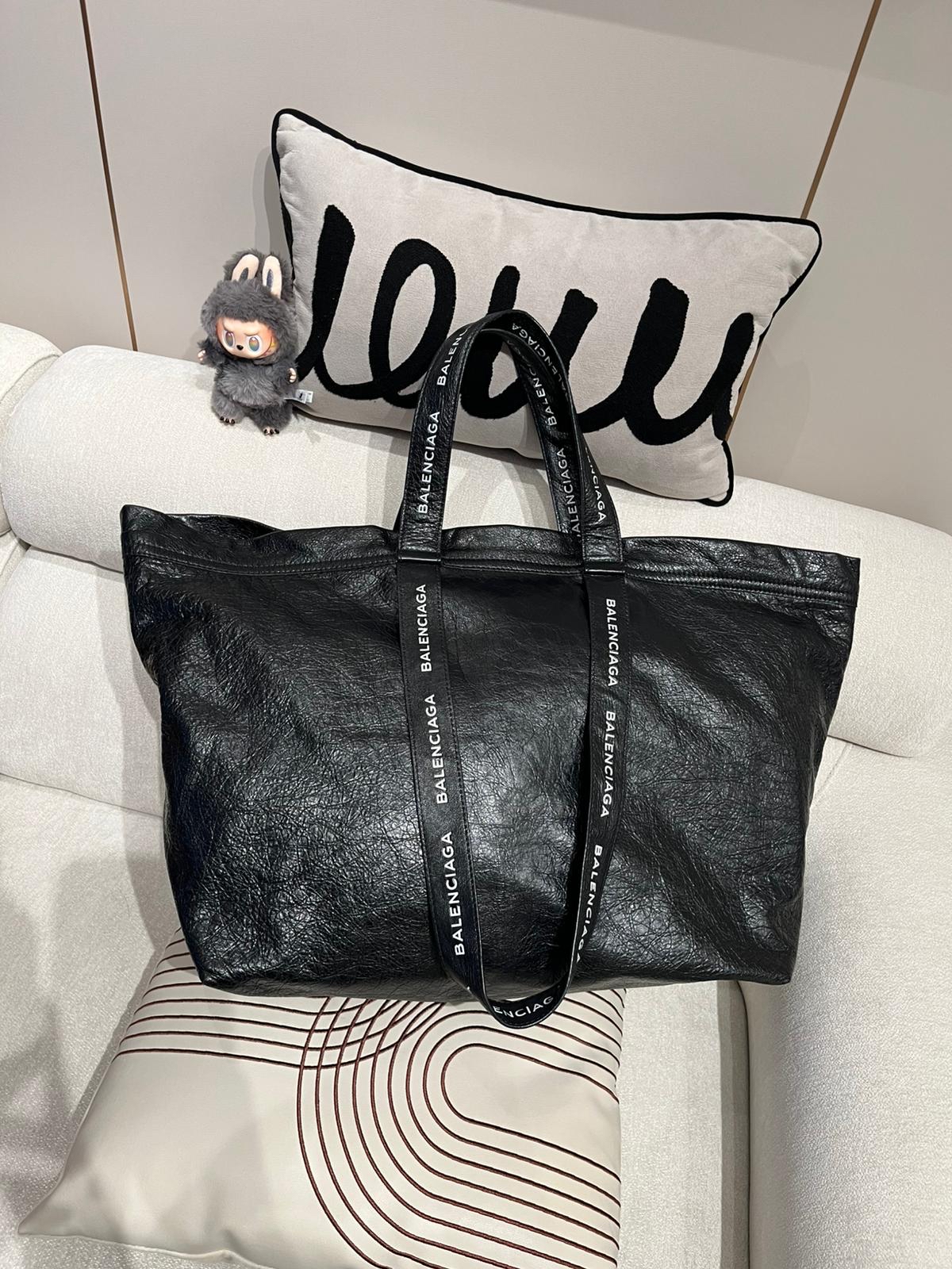 Balenciaga carry shopper Tote Bag 黑色小牛 W44cm x D24cm x H37cm  100%Authentic,95%New