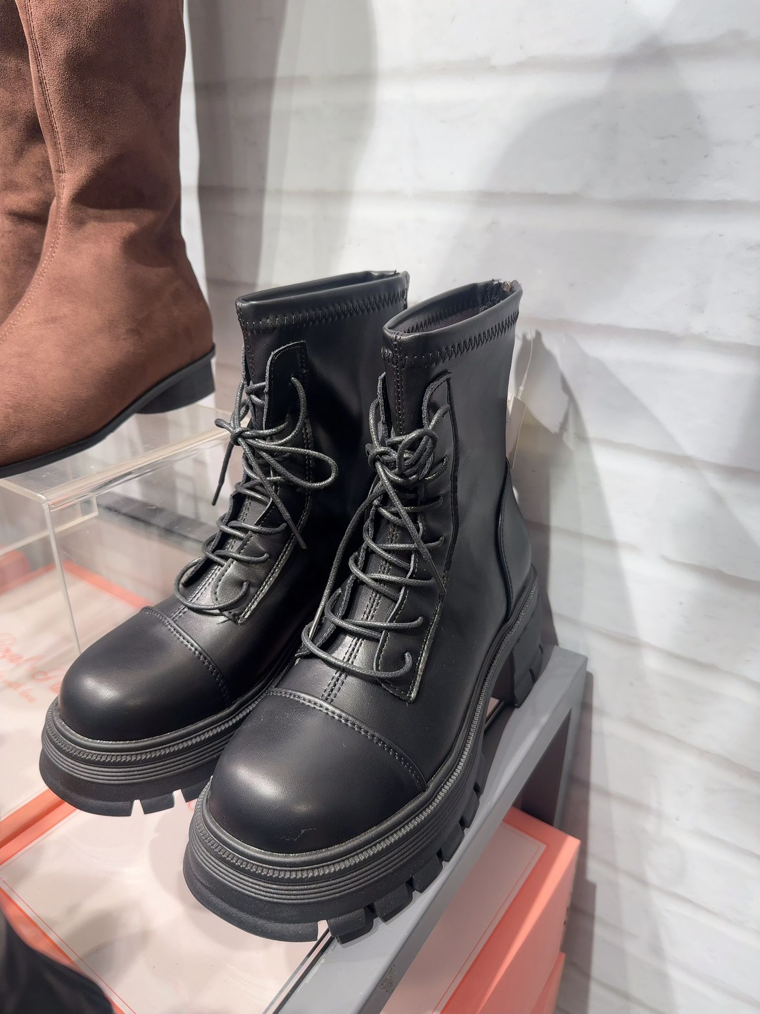 拼接厚底綁帶短靴【兩色】