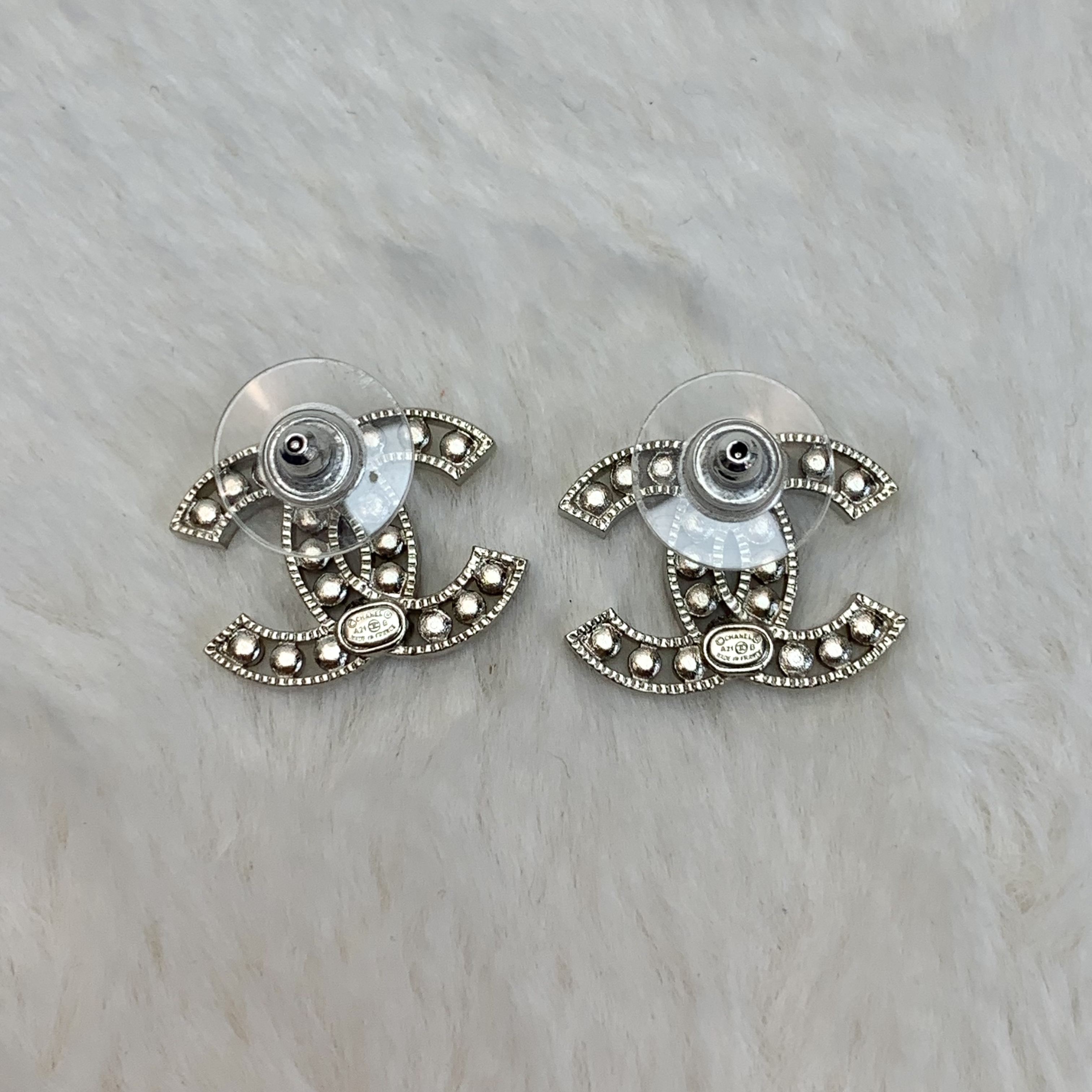 Chanel香奈兒 耳環雙C滿鑽